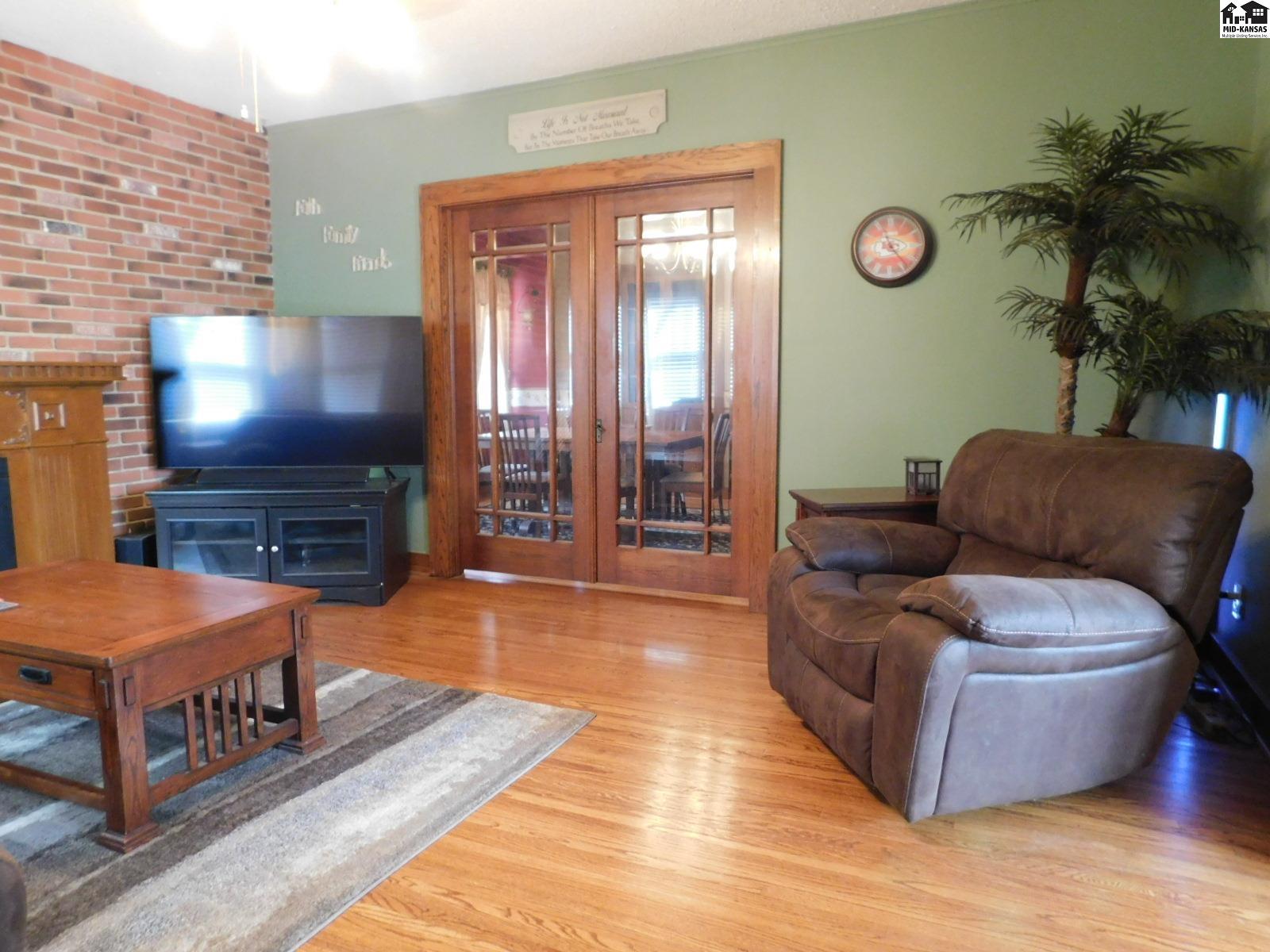 226 E 17th Avenue Hutchinson KS 67501