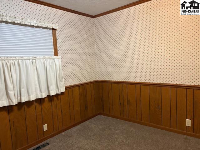 1504 Brookwood Drive Hutchinson KS 67502