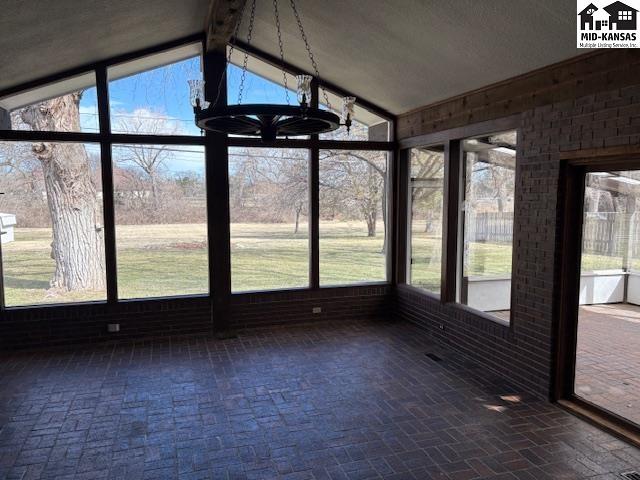 1504 Brookwood Drive Hutchinson KS 67502