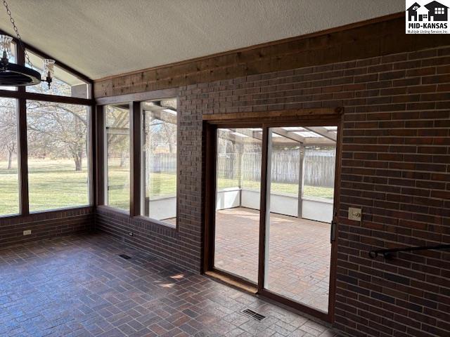 1504 Brookwood Drive Hutchinson KS 67502