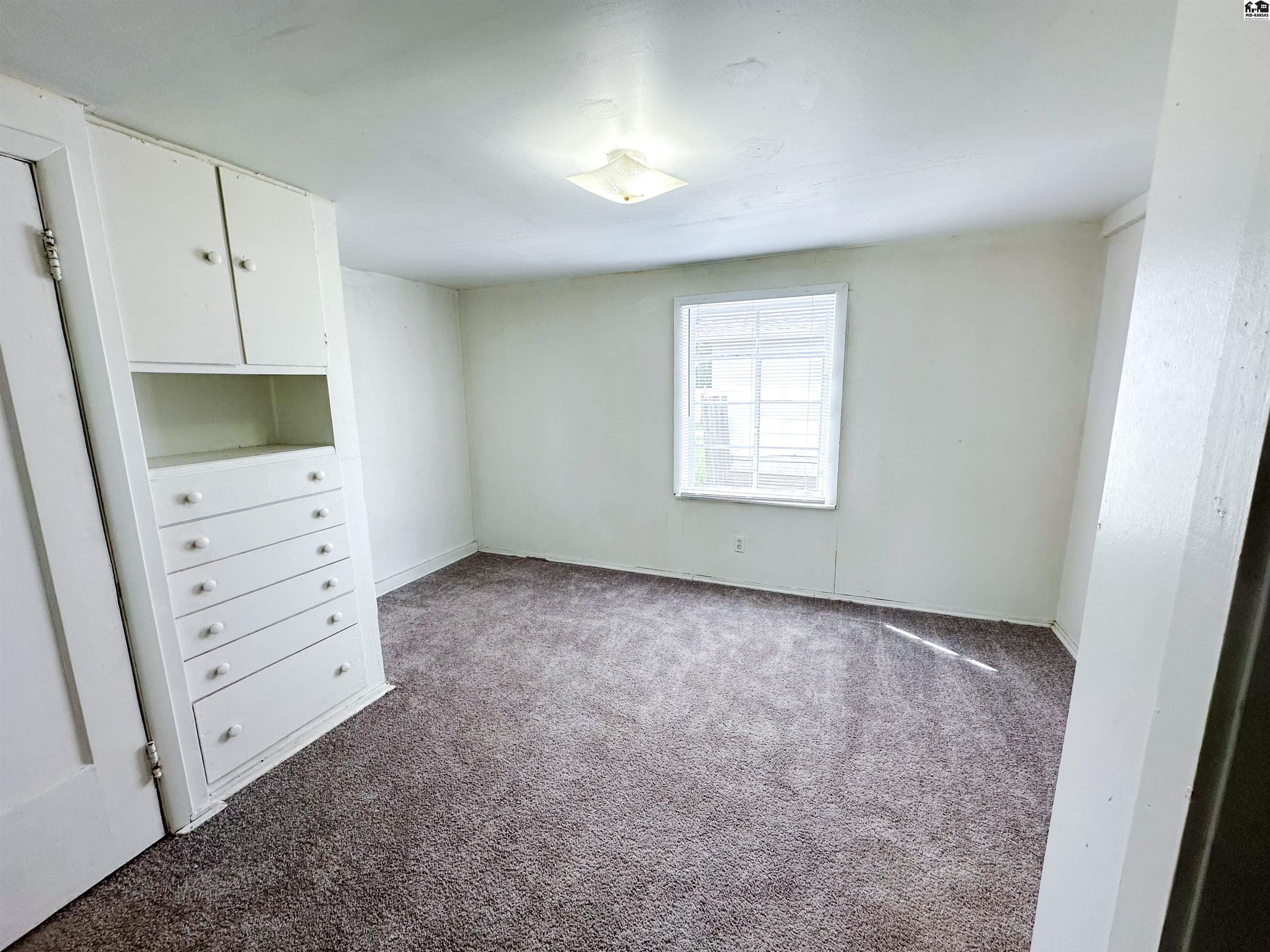 1306 N Forrest Street Hutchinson KS 67501