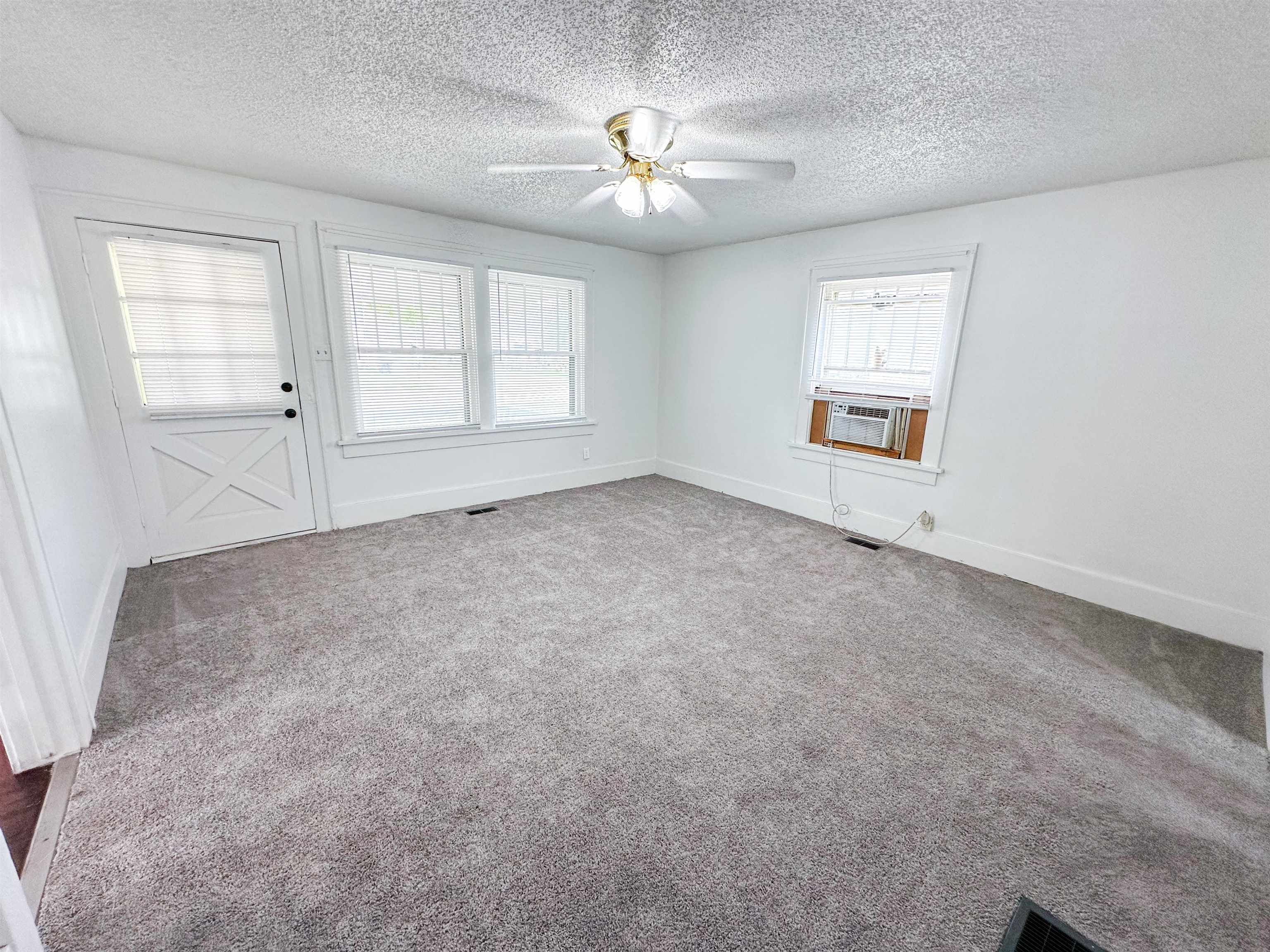 1306 N Forrest Street Hutchinson KS 67501