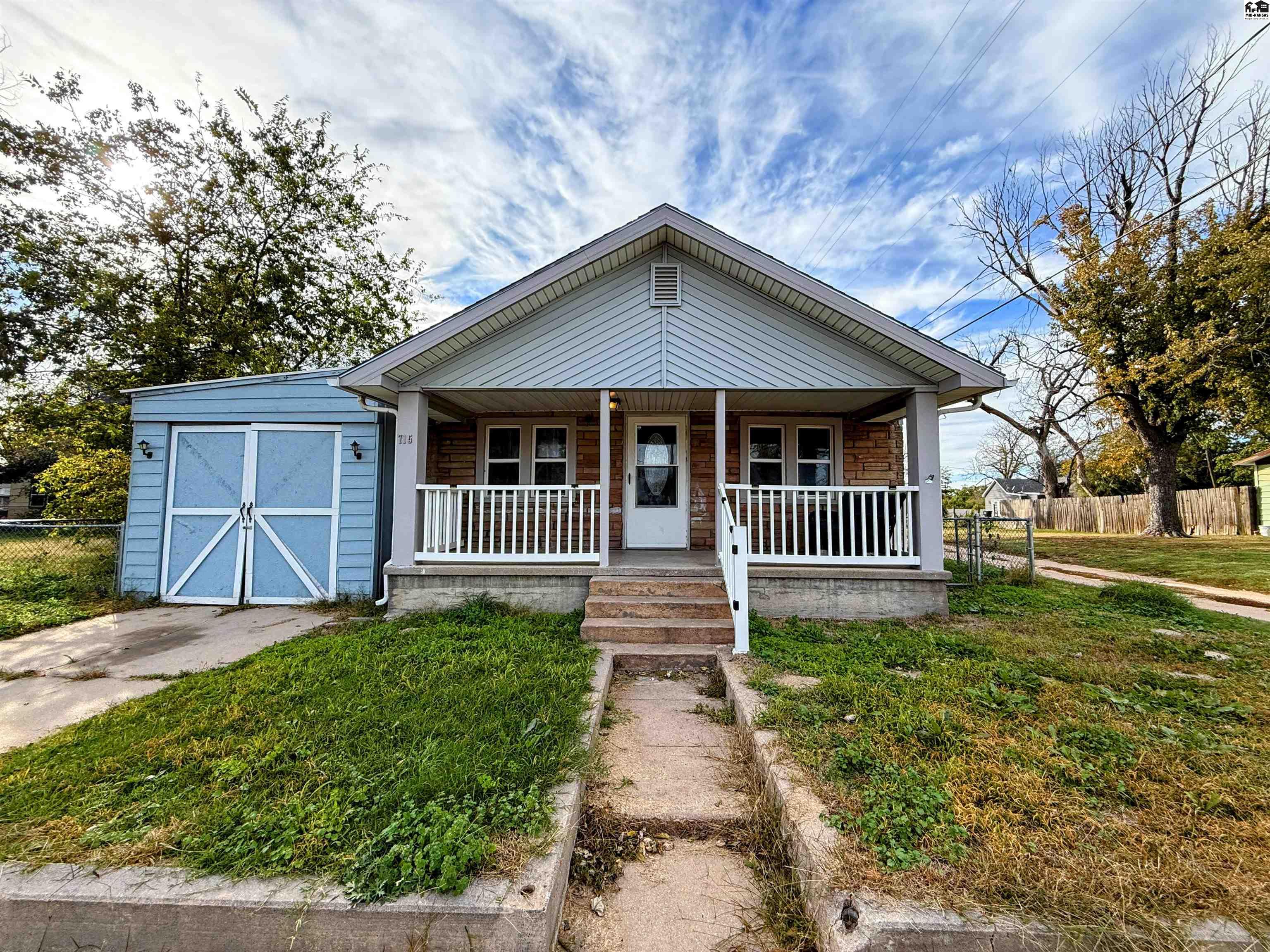 715 S Maple Street Hutchinson KS 67501