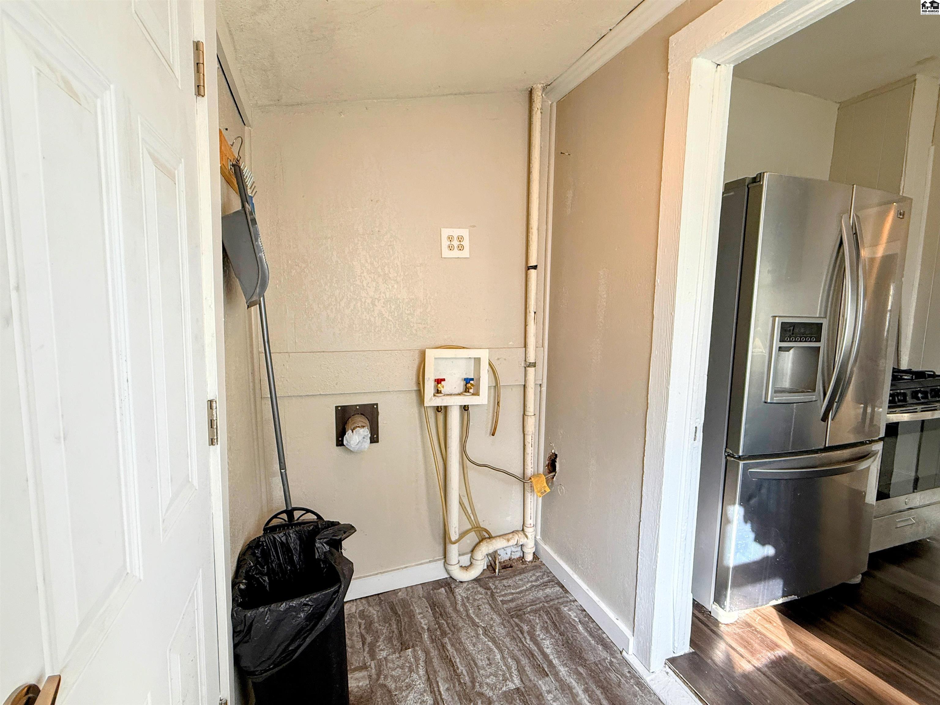 715 S Maple Street Hutchinson KS 67501