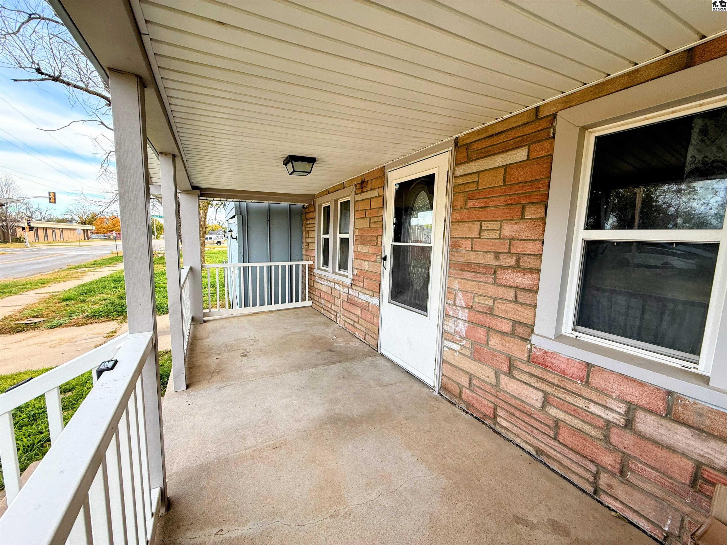 715 S Maple Street Hutchinson KS 67501