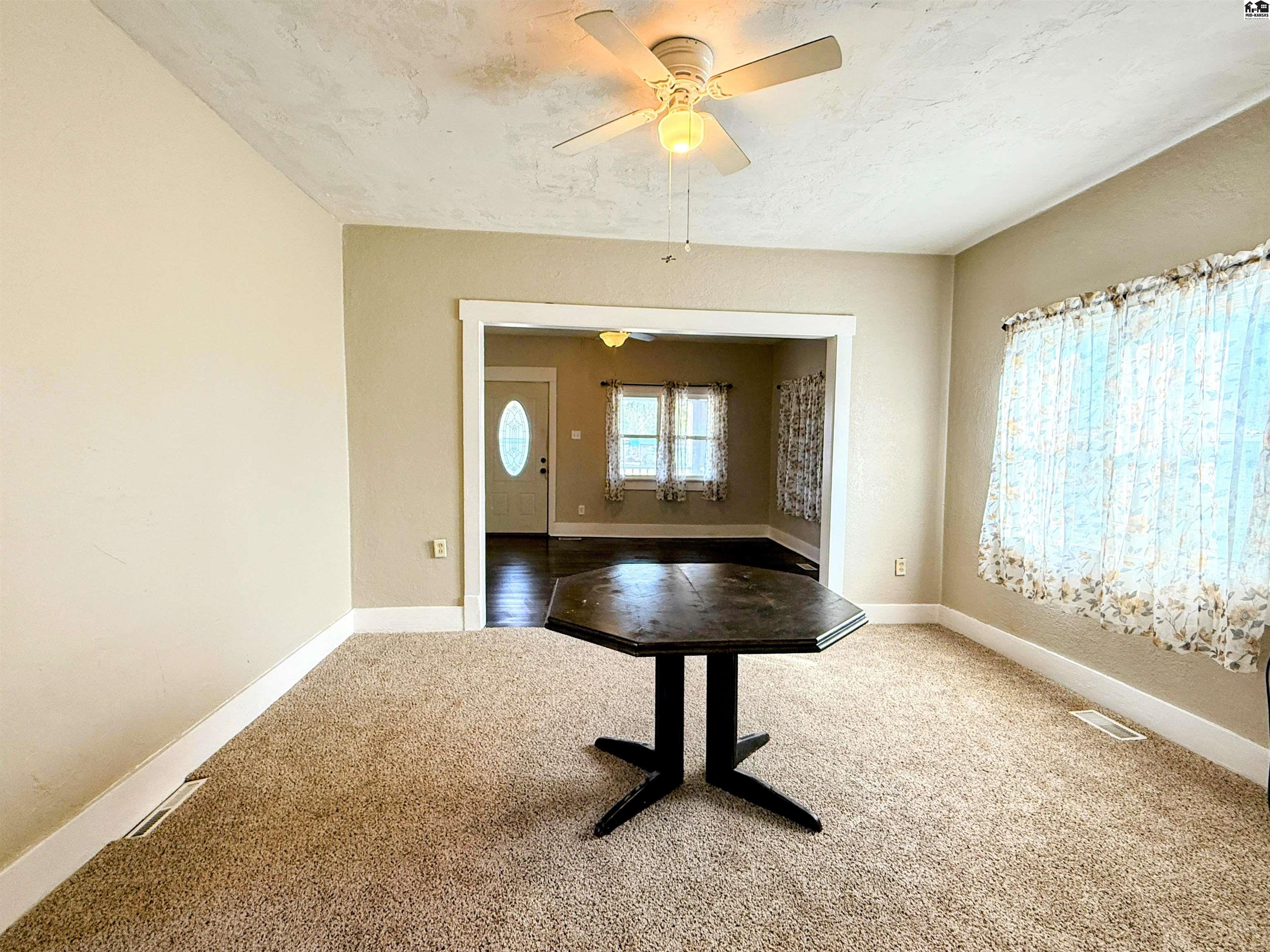 715 S Maple Street Hutchinson KS 67501