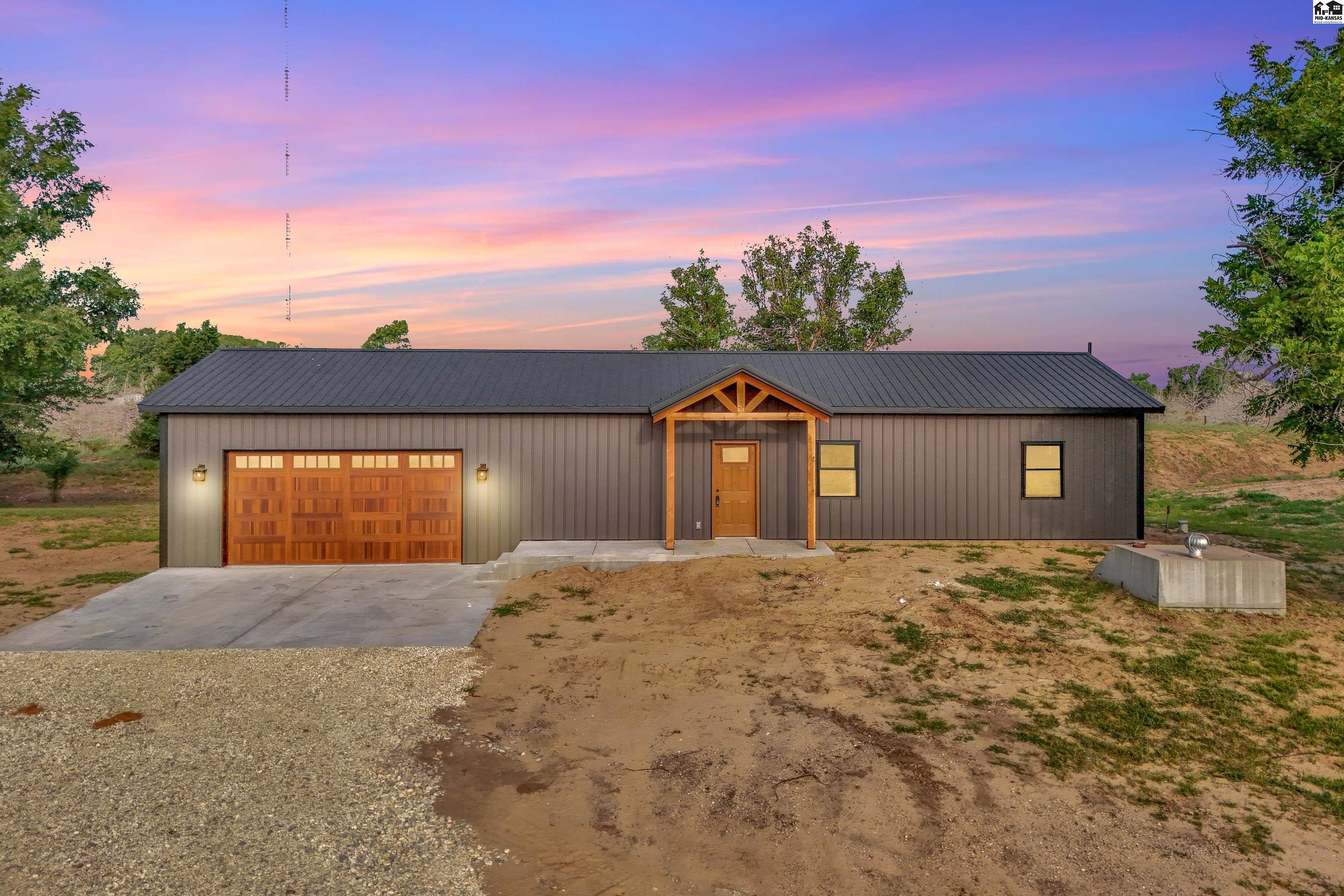 721 N Palomino Trail Hutchinson KS 67501