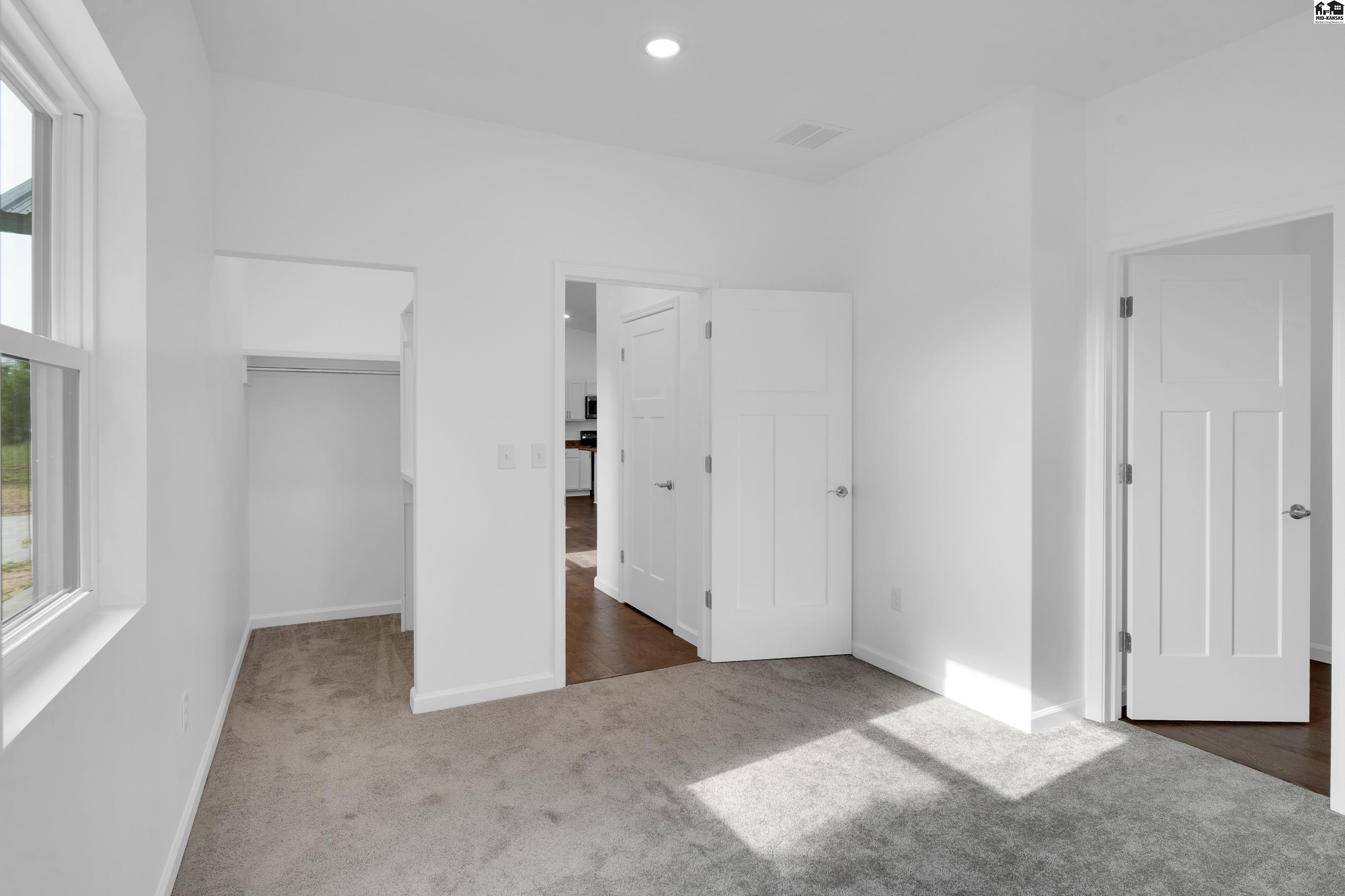 721 N Palomino Trail Hutchinson KS 67501