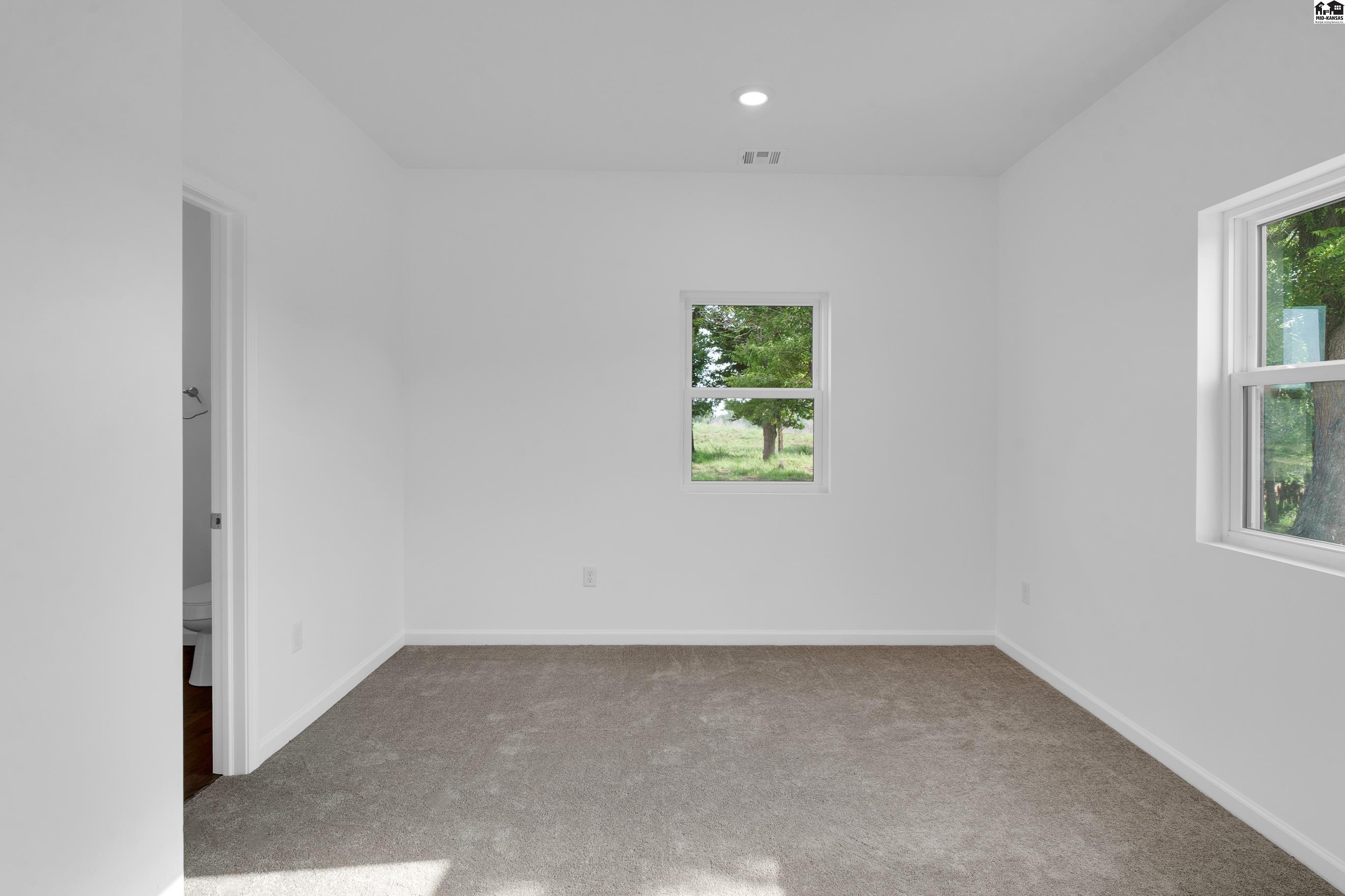 721 N Palomino Trail Hutchinson KS 67501