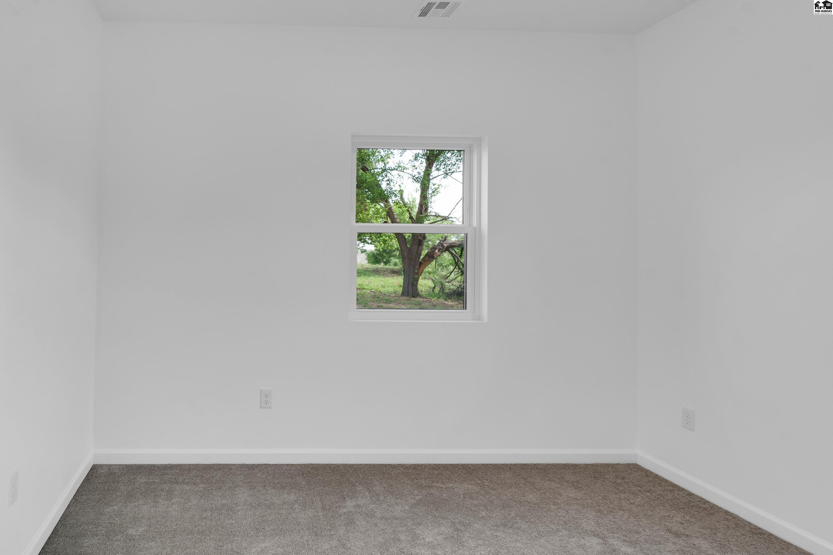 721 N Palomino Trail Hutchinson KS 67501