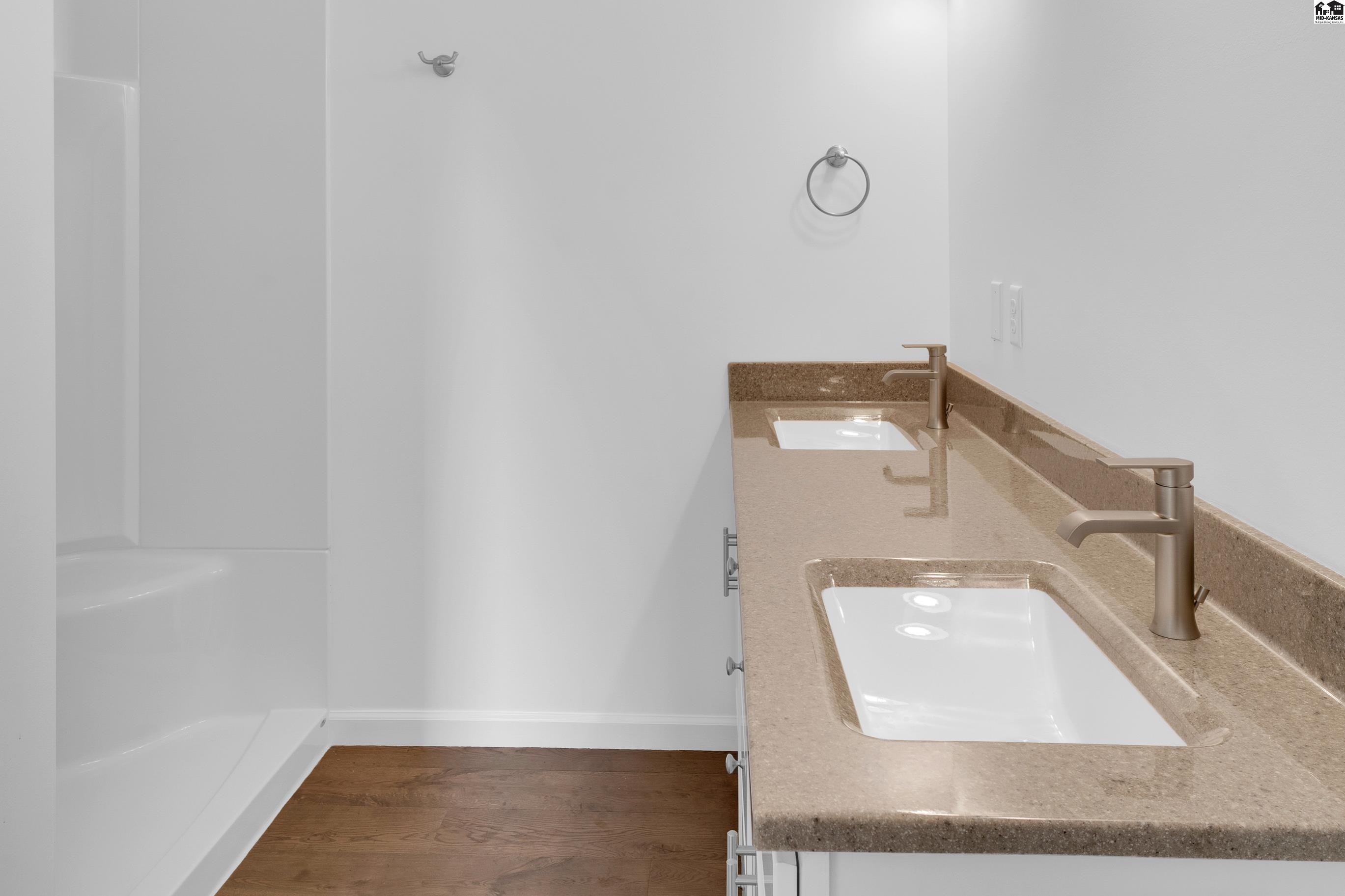 721 N Palomino Trail Hutchinson KS 67501