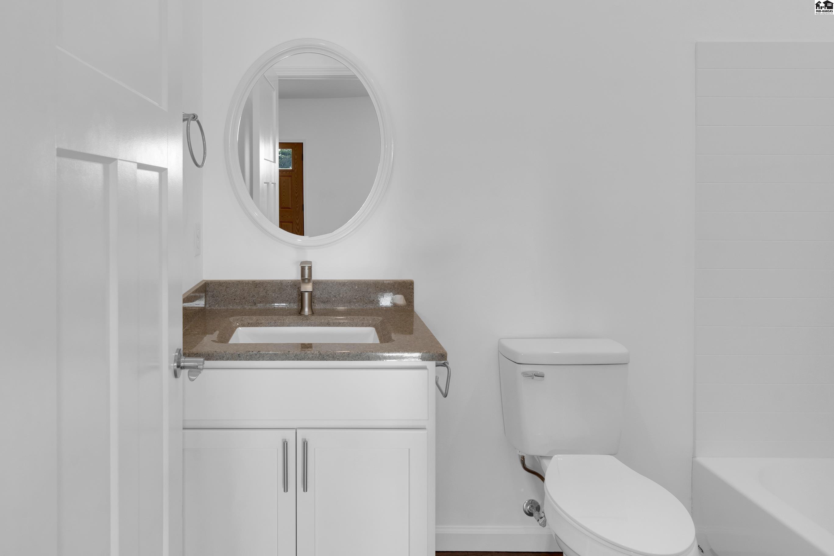 721 N Palomino Trail Hutchinson KS 67501