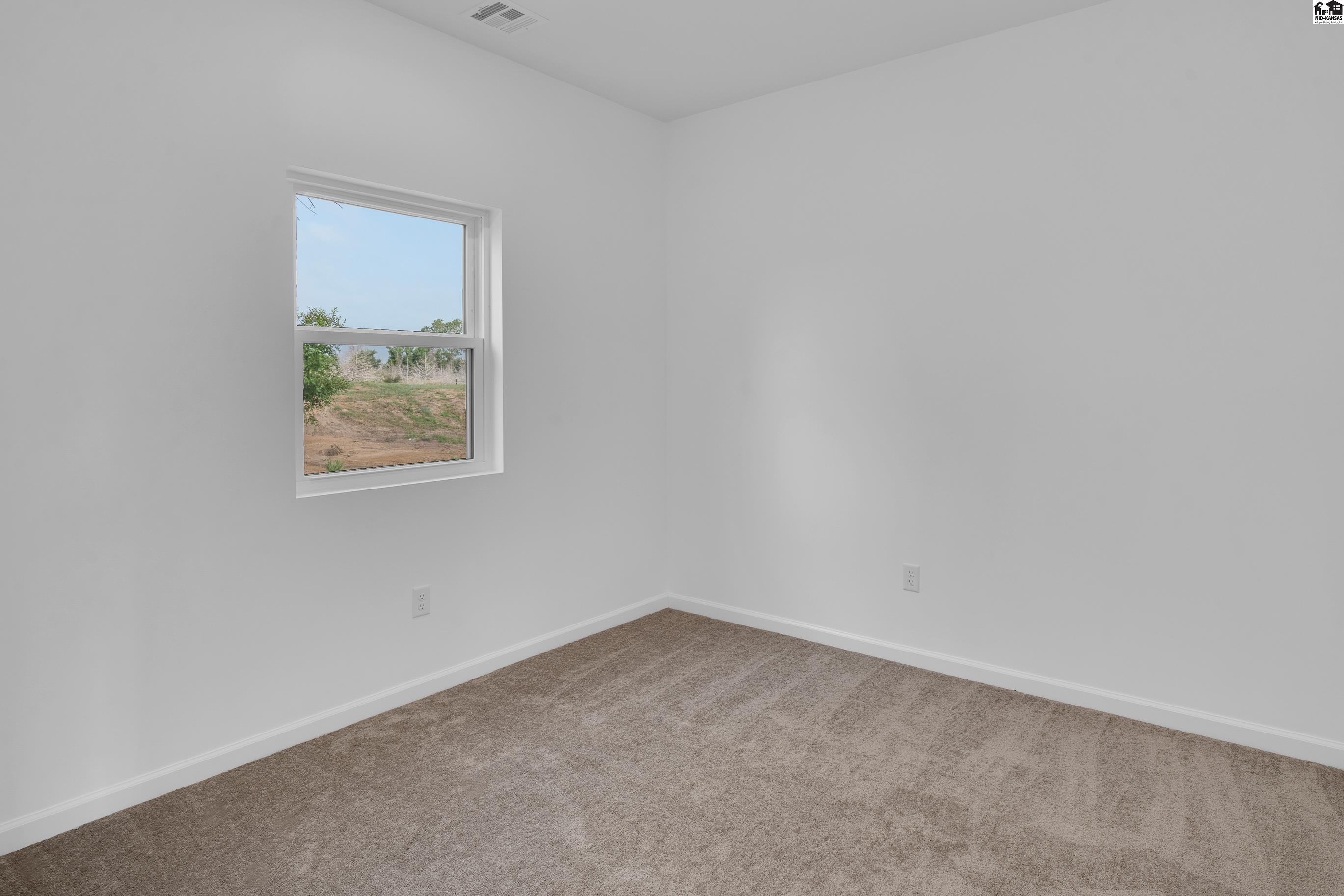 721 N Palomino Trail Hutchinson KS 67501