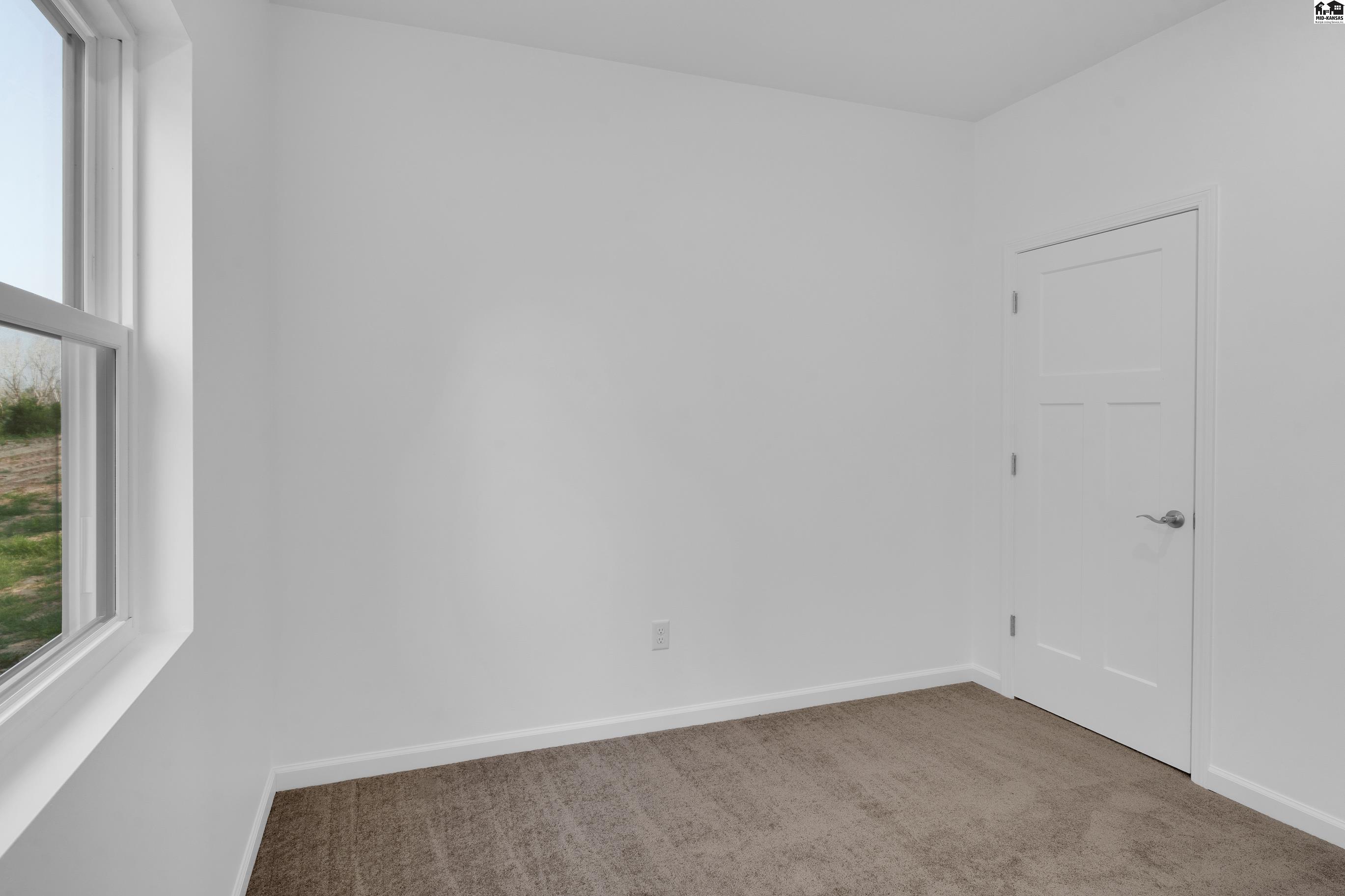 721 N Palomino Trail Hutchinson KS 67501