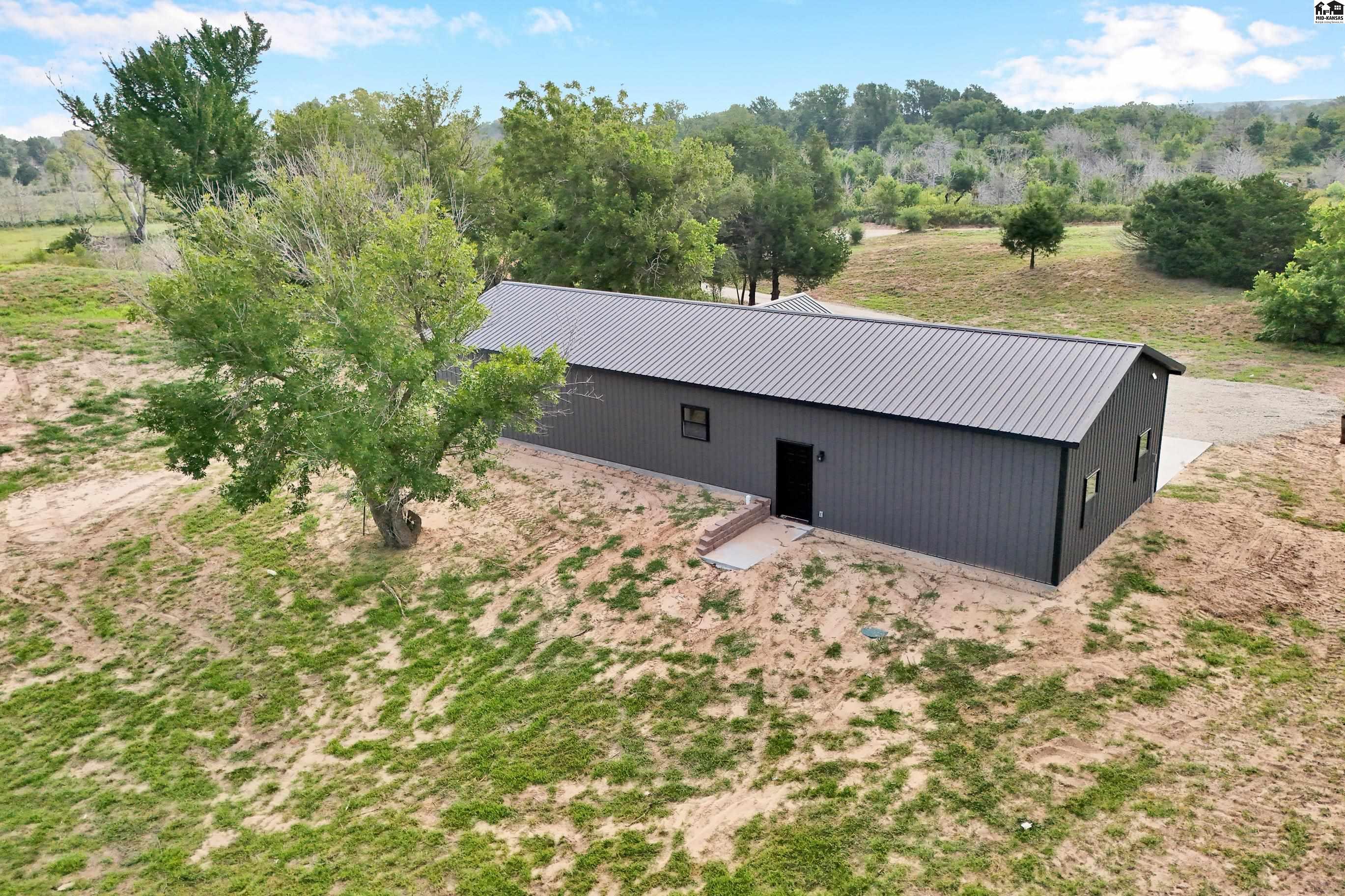 721 N Palomino Trail Hutchinson KS 67501