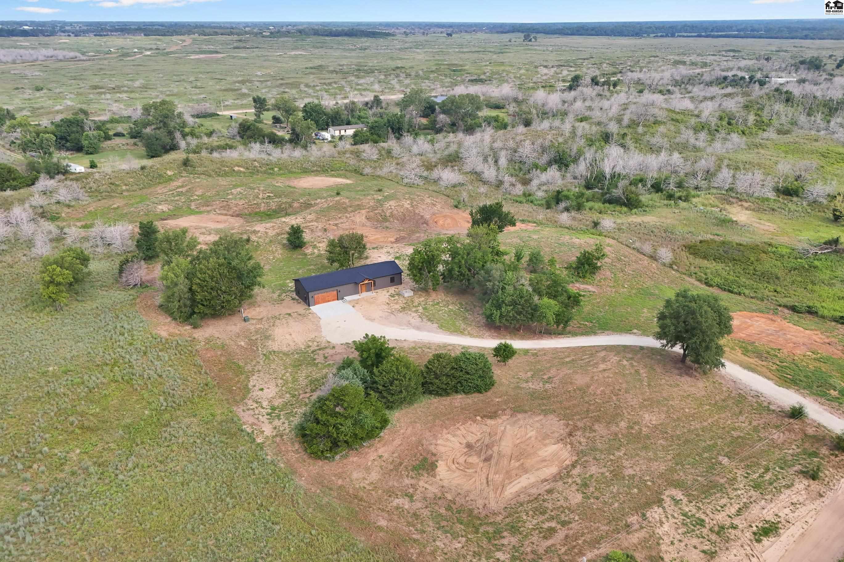 721 N Palomino Trail Hutchinson KS 67501