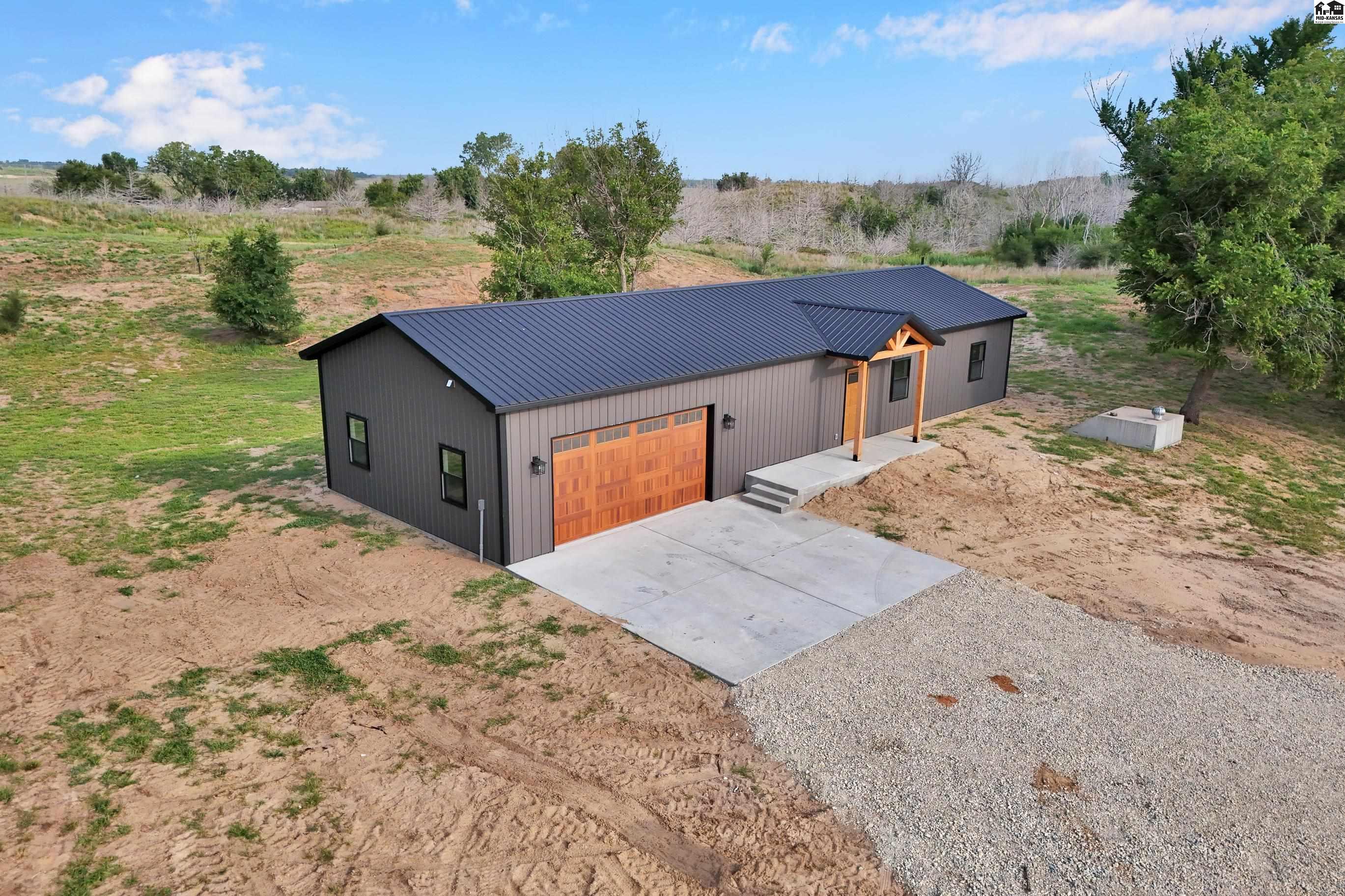 721 N Palomino Trail Hutchinson KS 67501