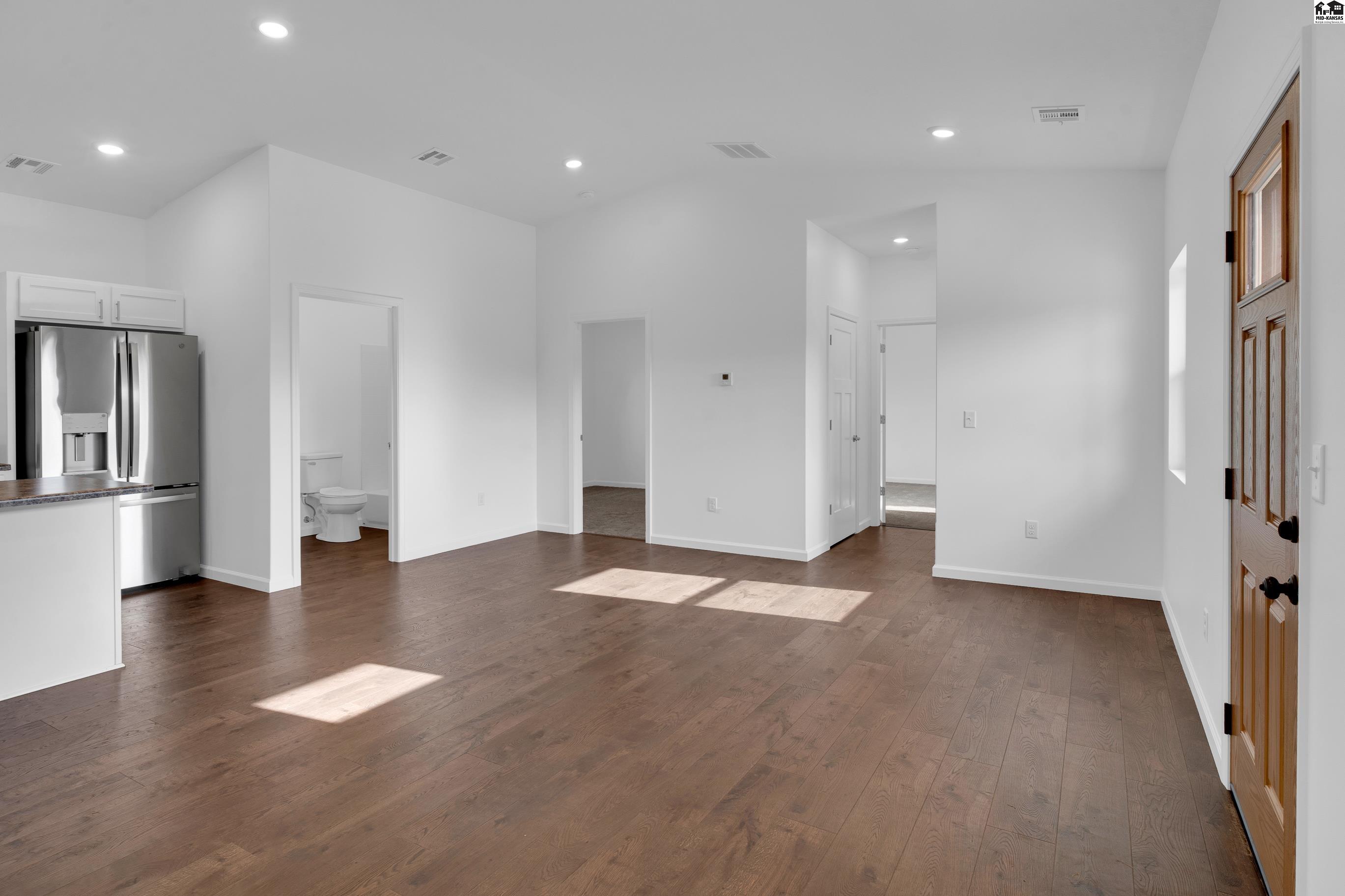 721 N Palomino Trail Hutchinson KS 67501