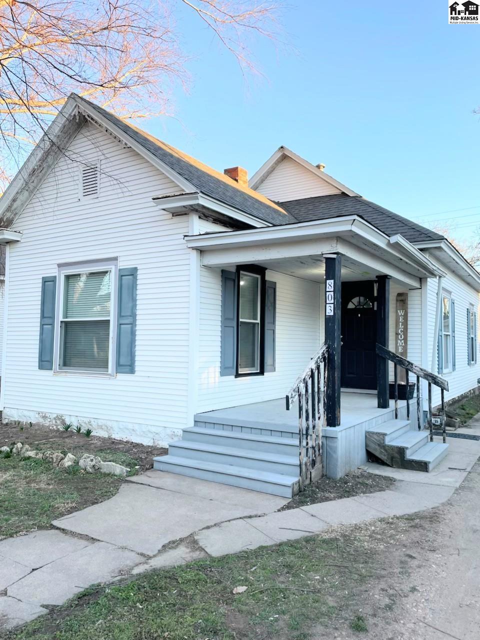 803 E 5th Avenue Hutchinson KS 67501