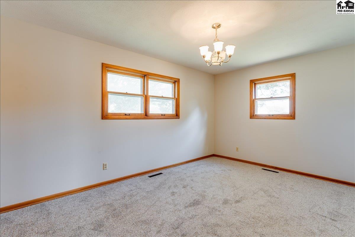 103 S Salina Street Haven KS 67543