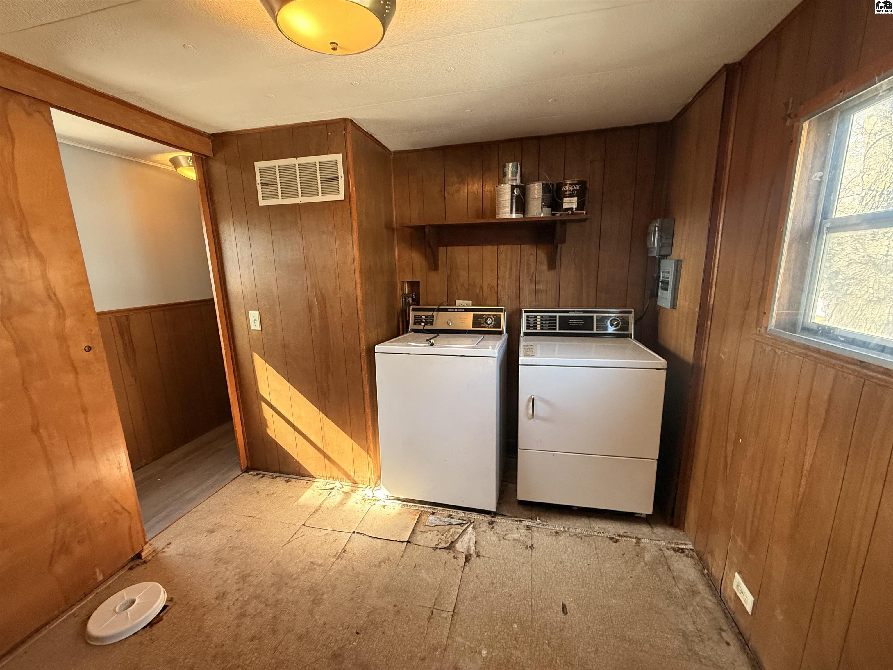 7210 E 30th Avenue Hutchinson KS 67502