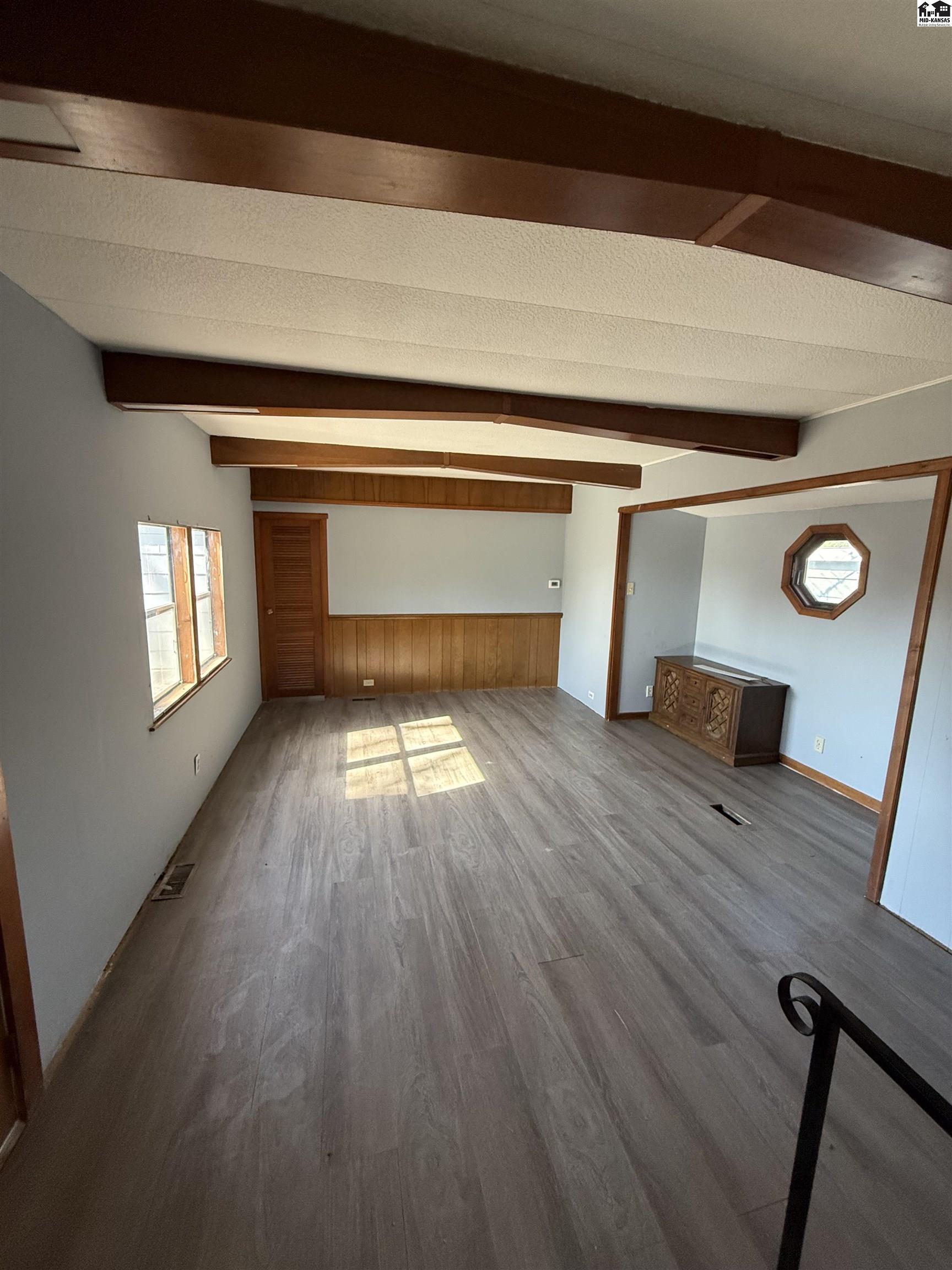 7210 E 30th Avenue Hutchinson KS 67502
