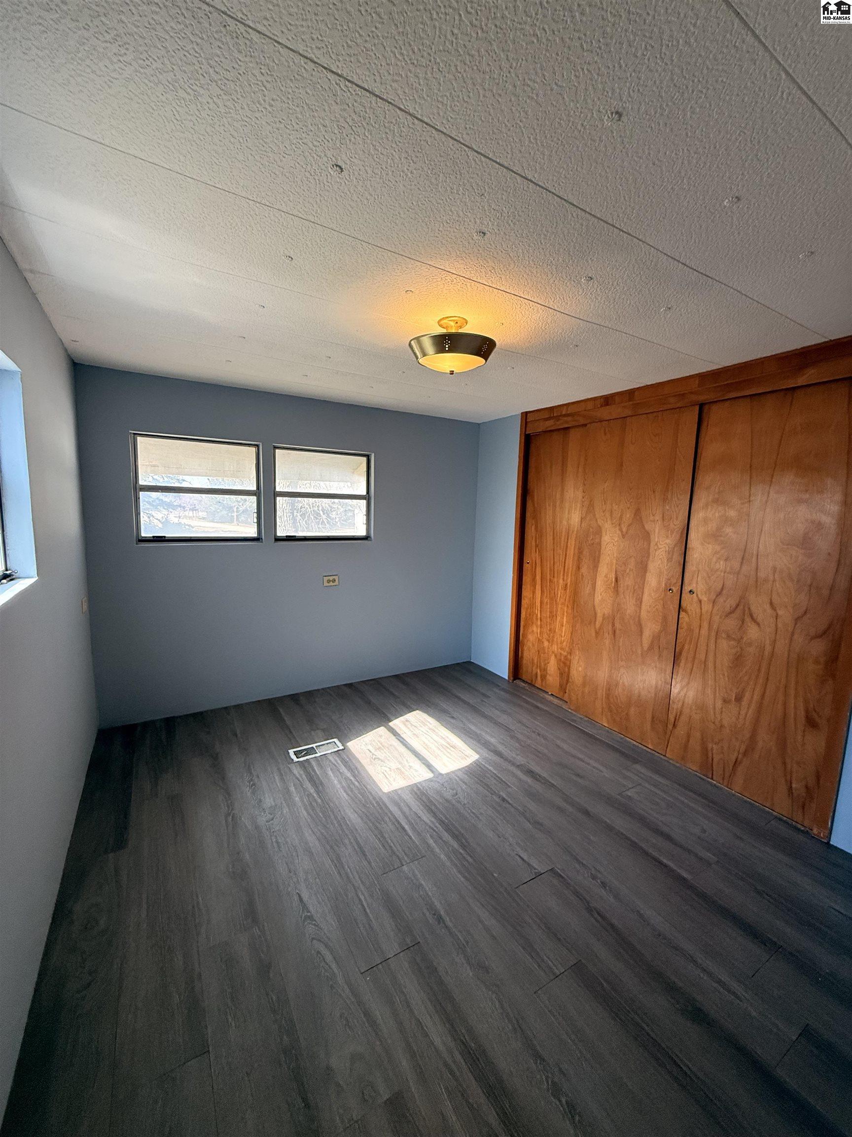 7210 E 30th Avenue Hutchinson KS 67502