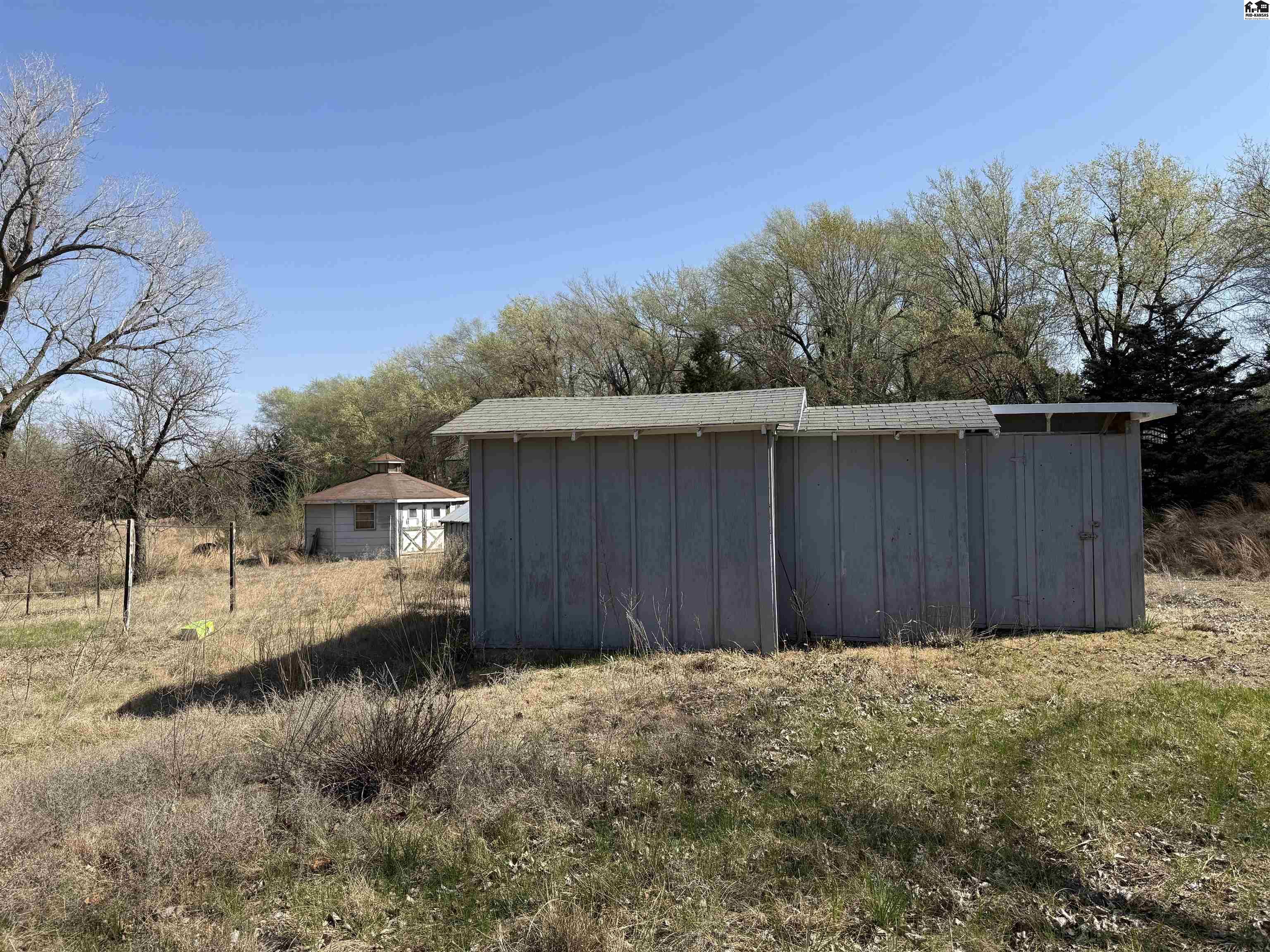 7210 E 30th Avenue Hutchinson KS 67502