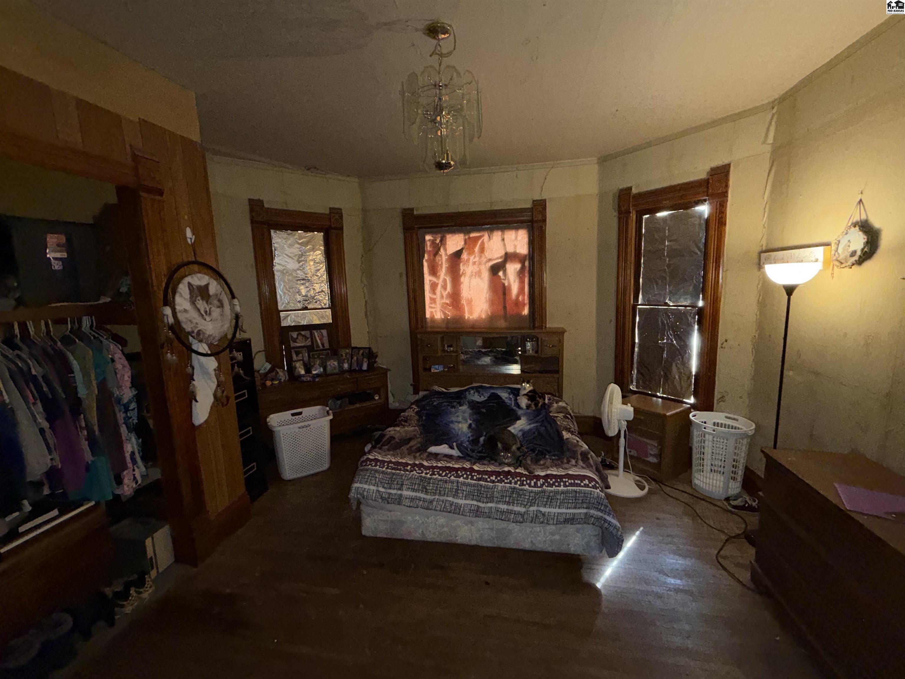 304 E 1st Avenue Hutchinson KS 67501