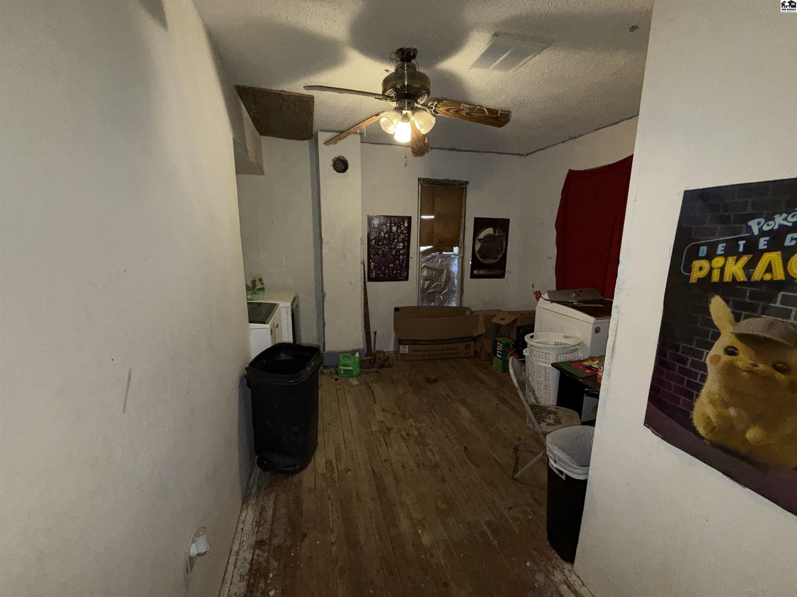 304 E 1st Avenue Hutchinson KS 67501