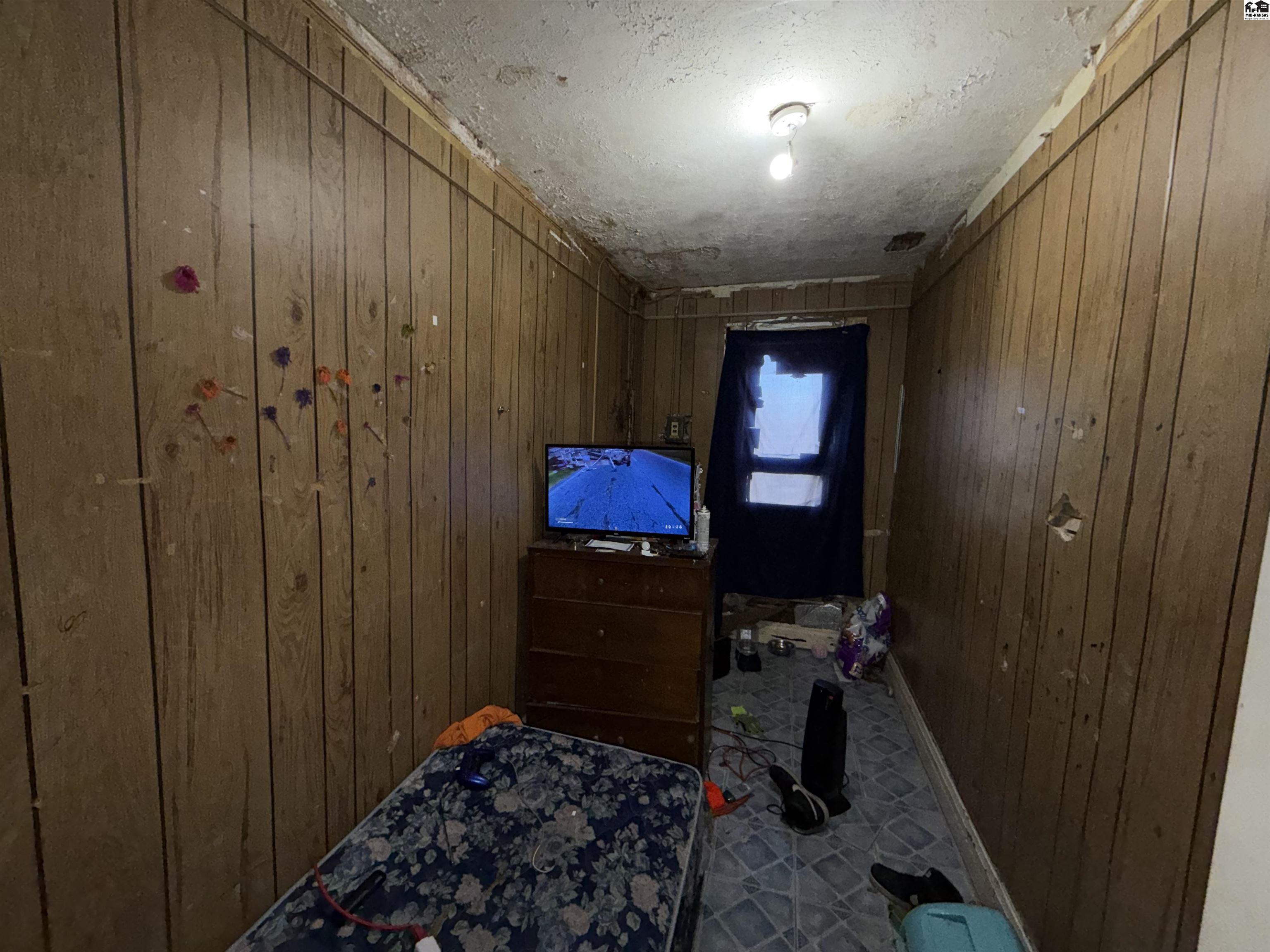 304 E 1st Avenue Hutchinson KS 67501