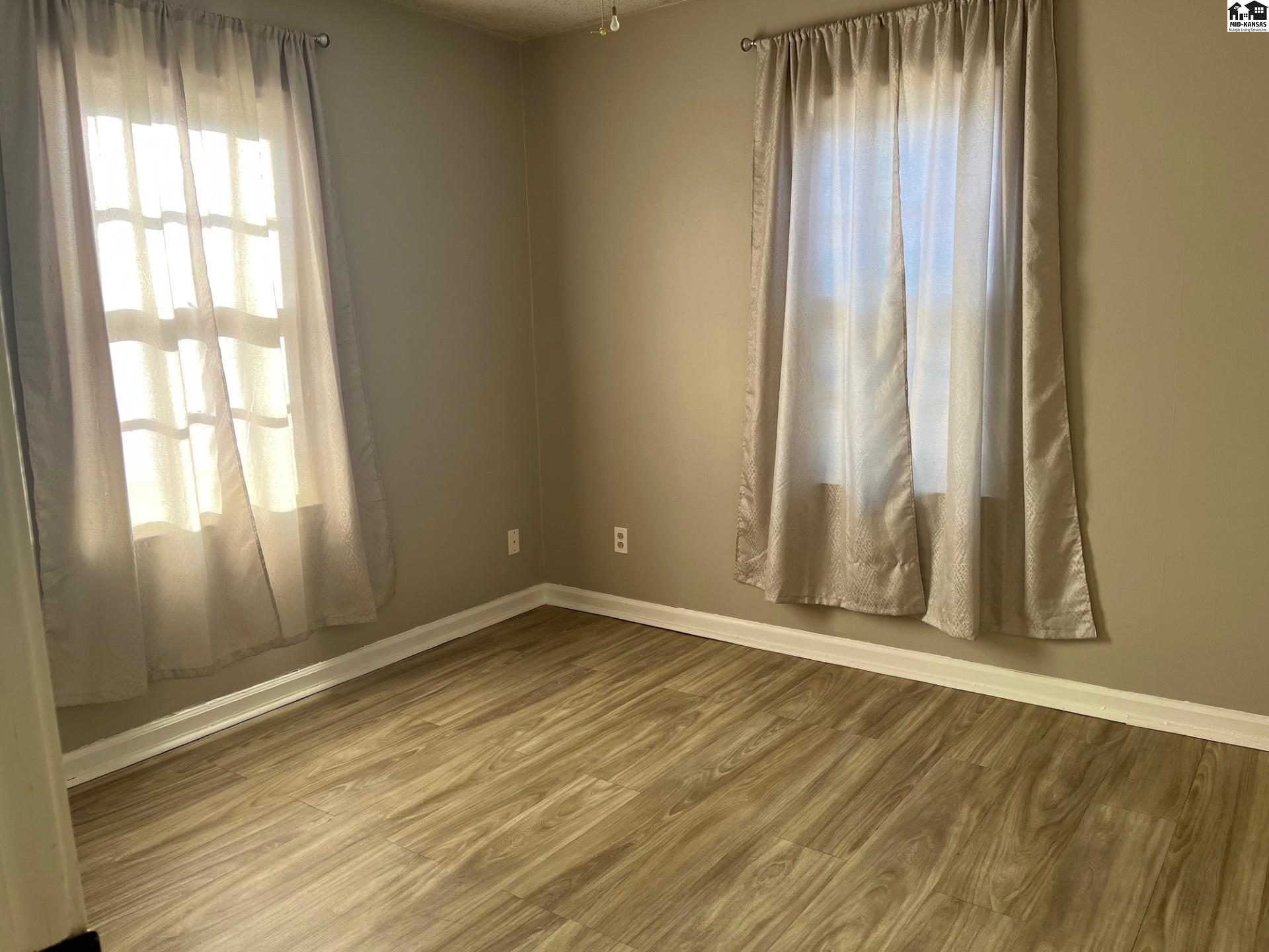 1208 N Prairie Avenue Hutchinson KS 67501