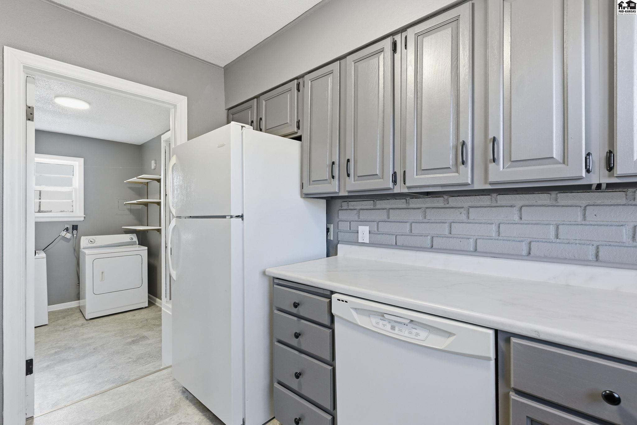 41 Random Road Hutchinson KS 67502