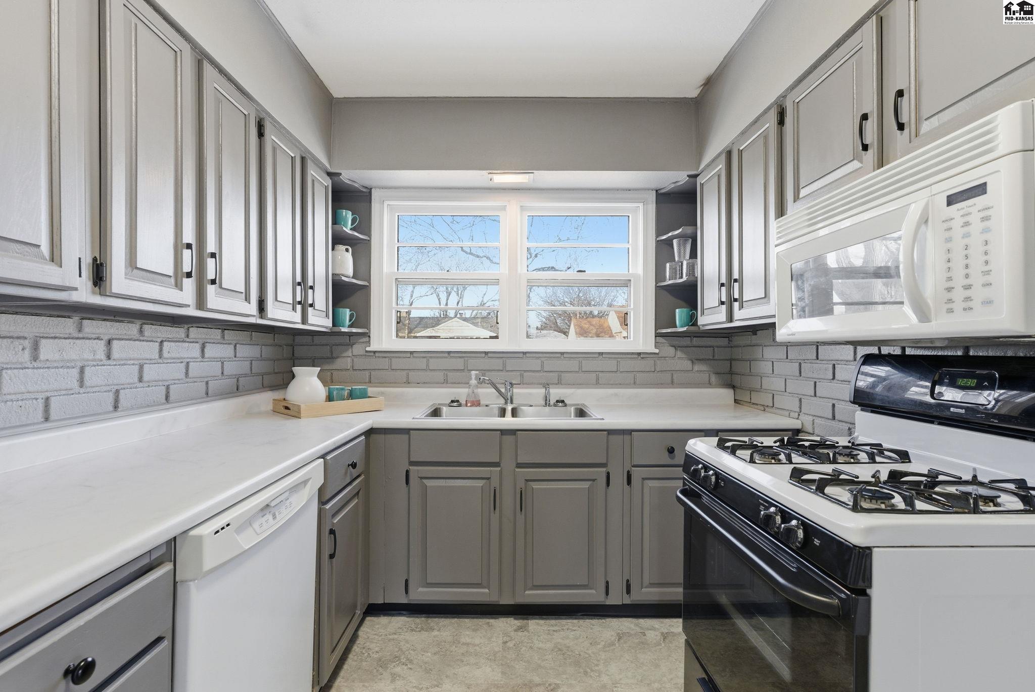 41 Random Road Hutchinson KS 67502