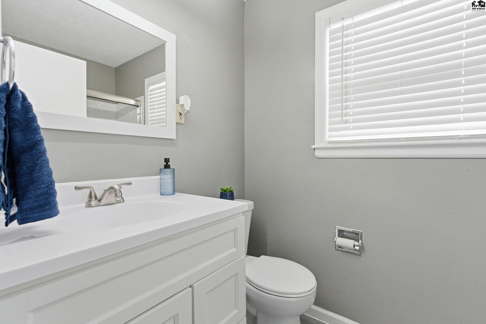 41 Random Road Hutchinson KS 67502