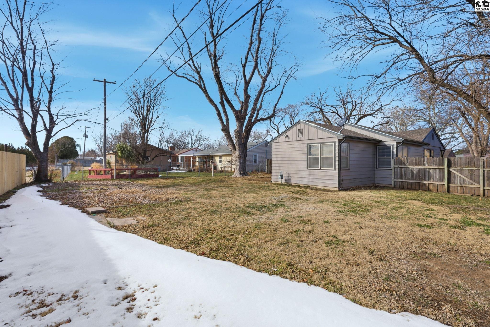 41 Random Road Hutchinson KS 67502