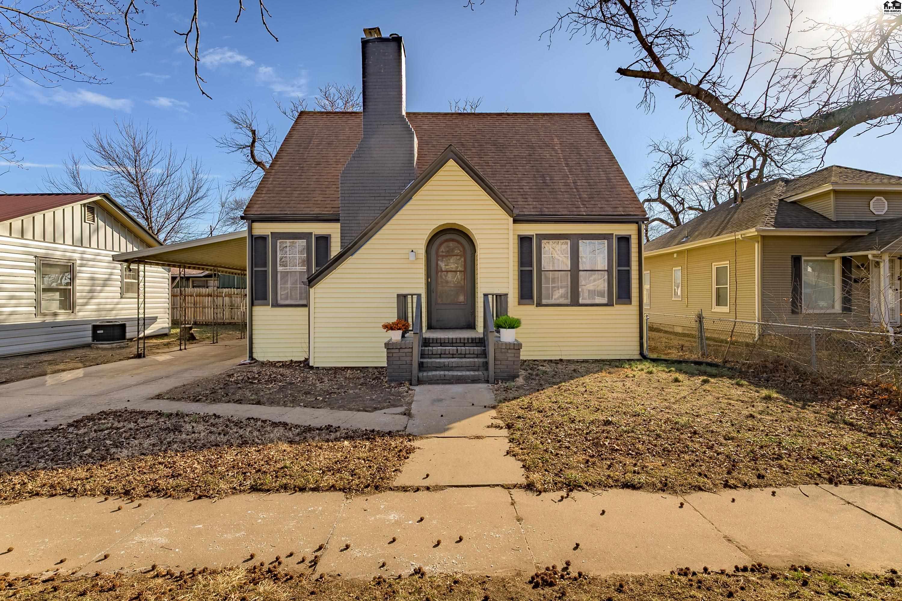 609 W 17th Avenue Hutchinson KS 67501