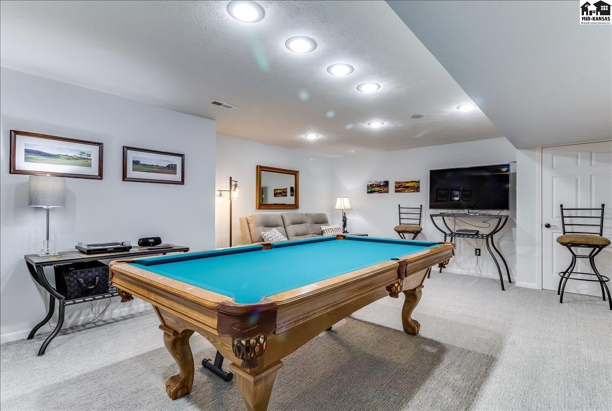 111 Blue Spruce Road Hutchinson KS 67502