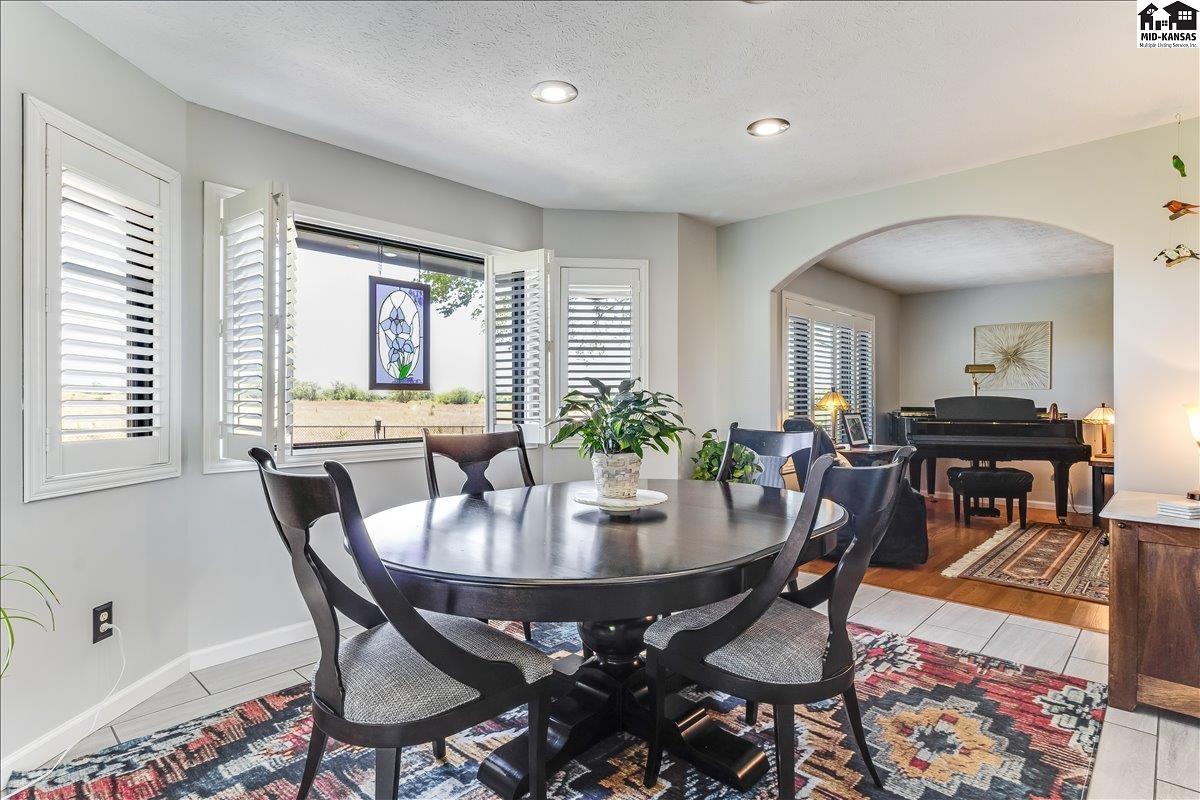 111 Blue Spruce Road Hutchinson KS 67502