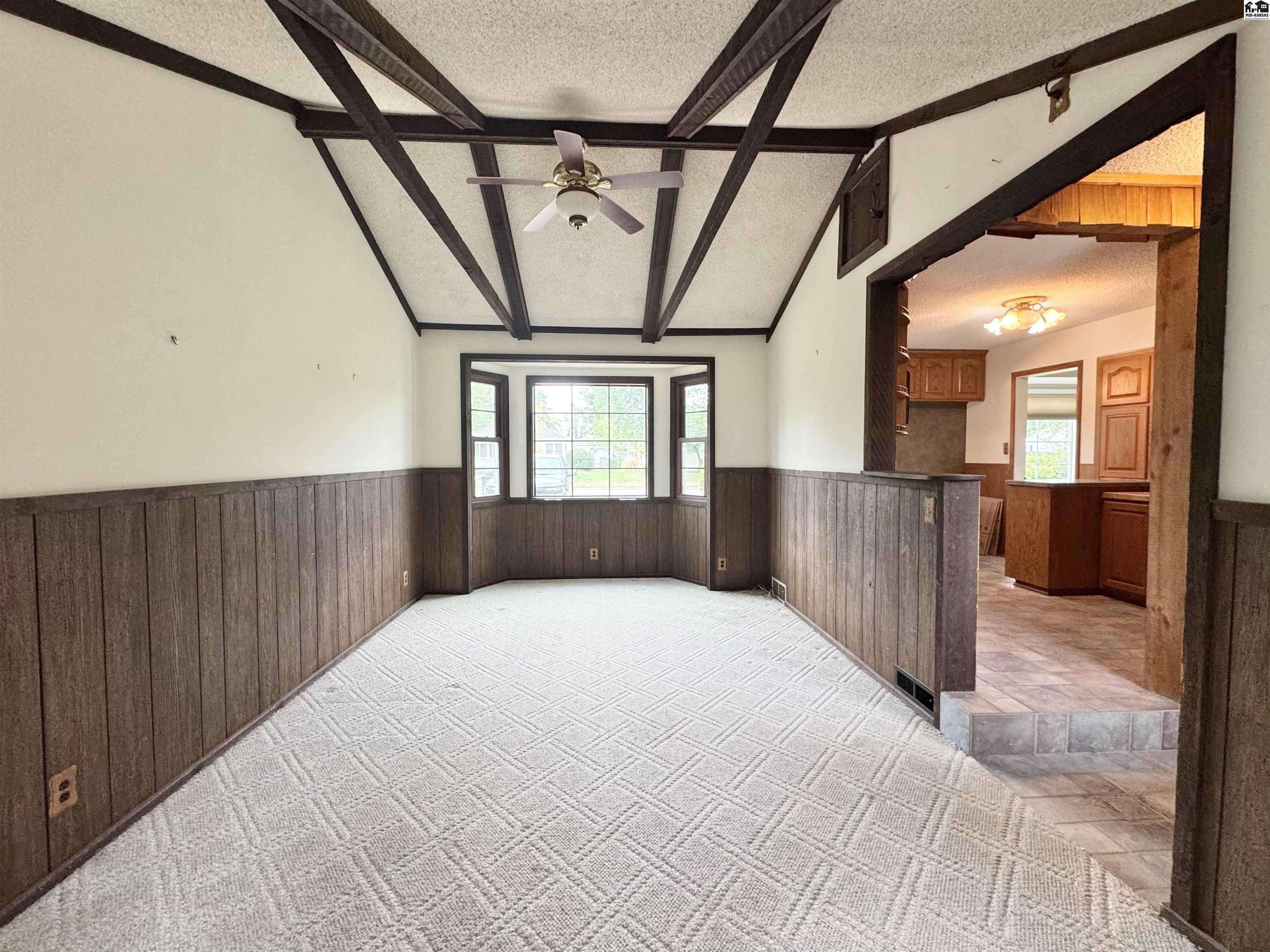 63 Circle Drive Hutchinson KS 67502