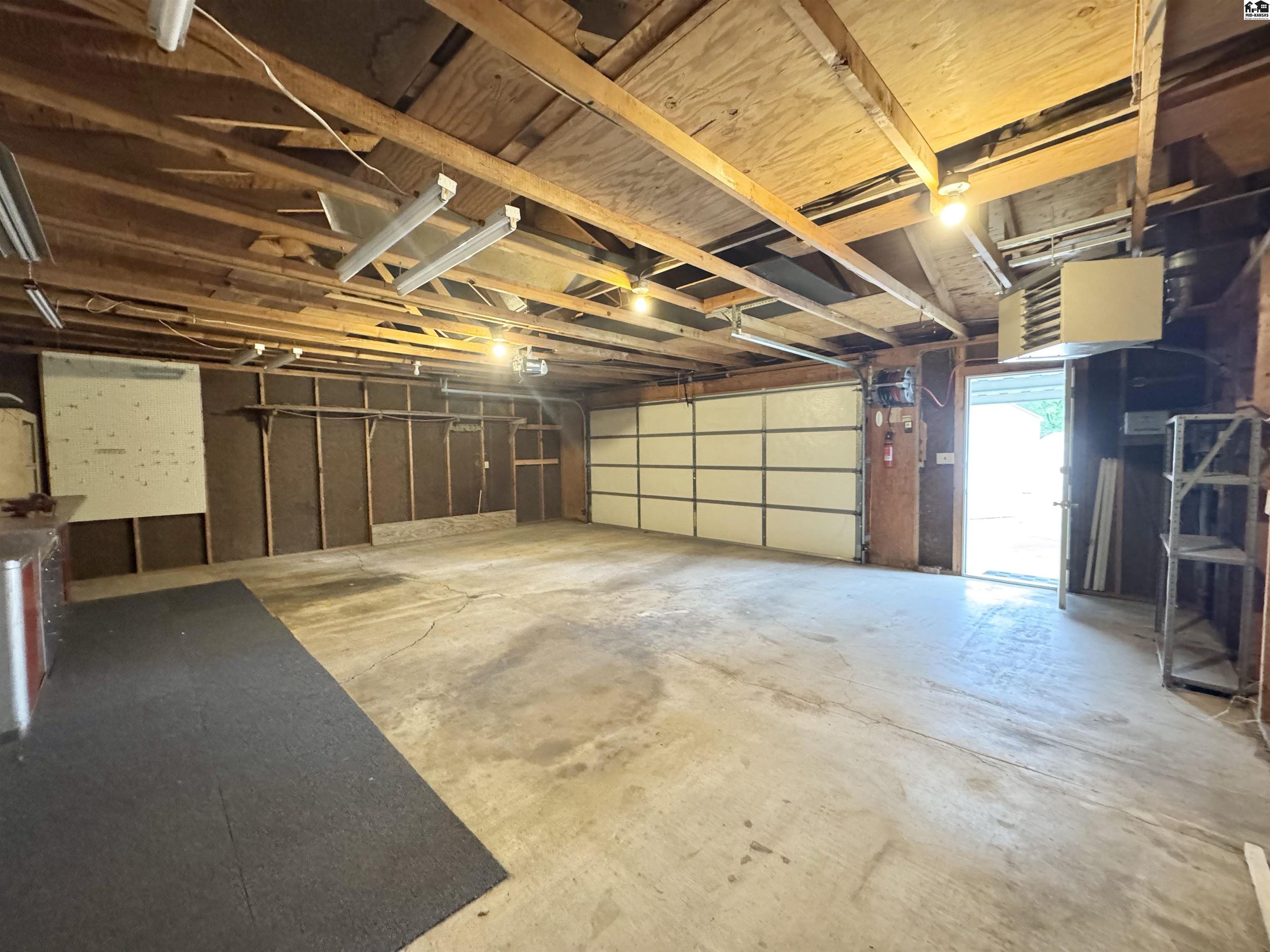63 Circle Drive Hutchinson KS 67502