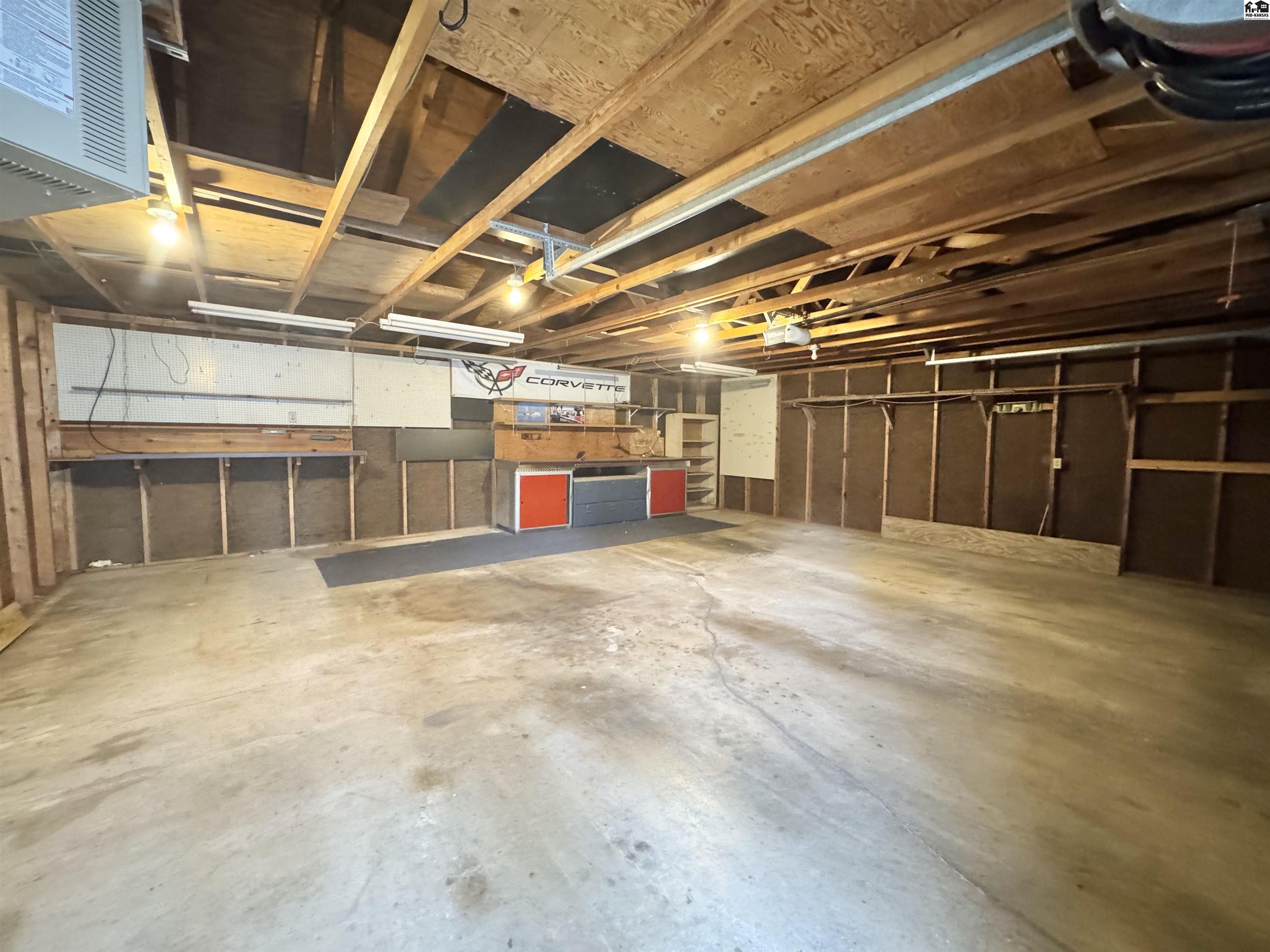 63 Circle Drive Hutchinson KS 67502