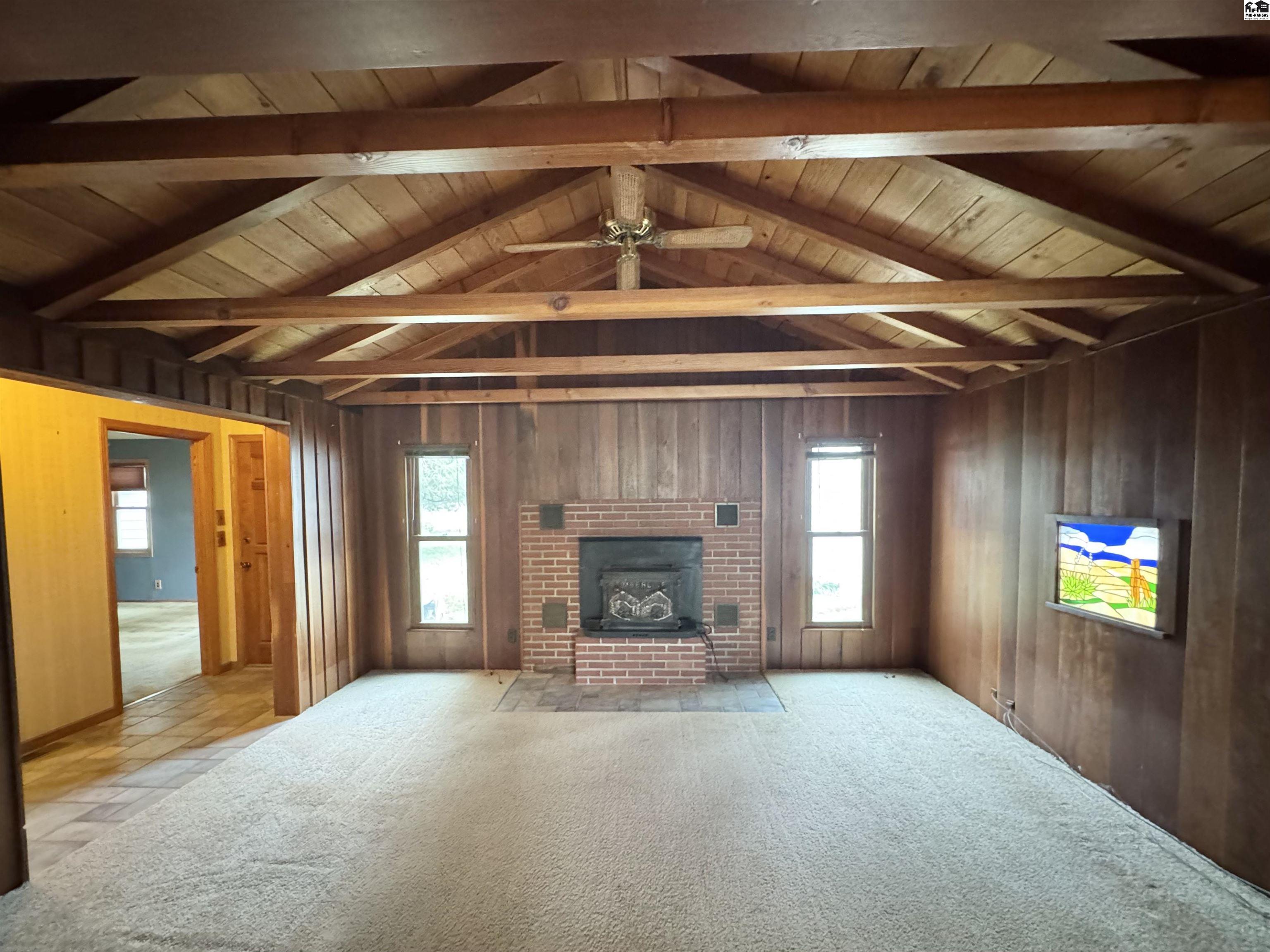 63 Circle Drive Hutchinson KS 67502