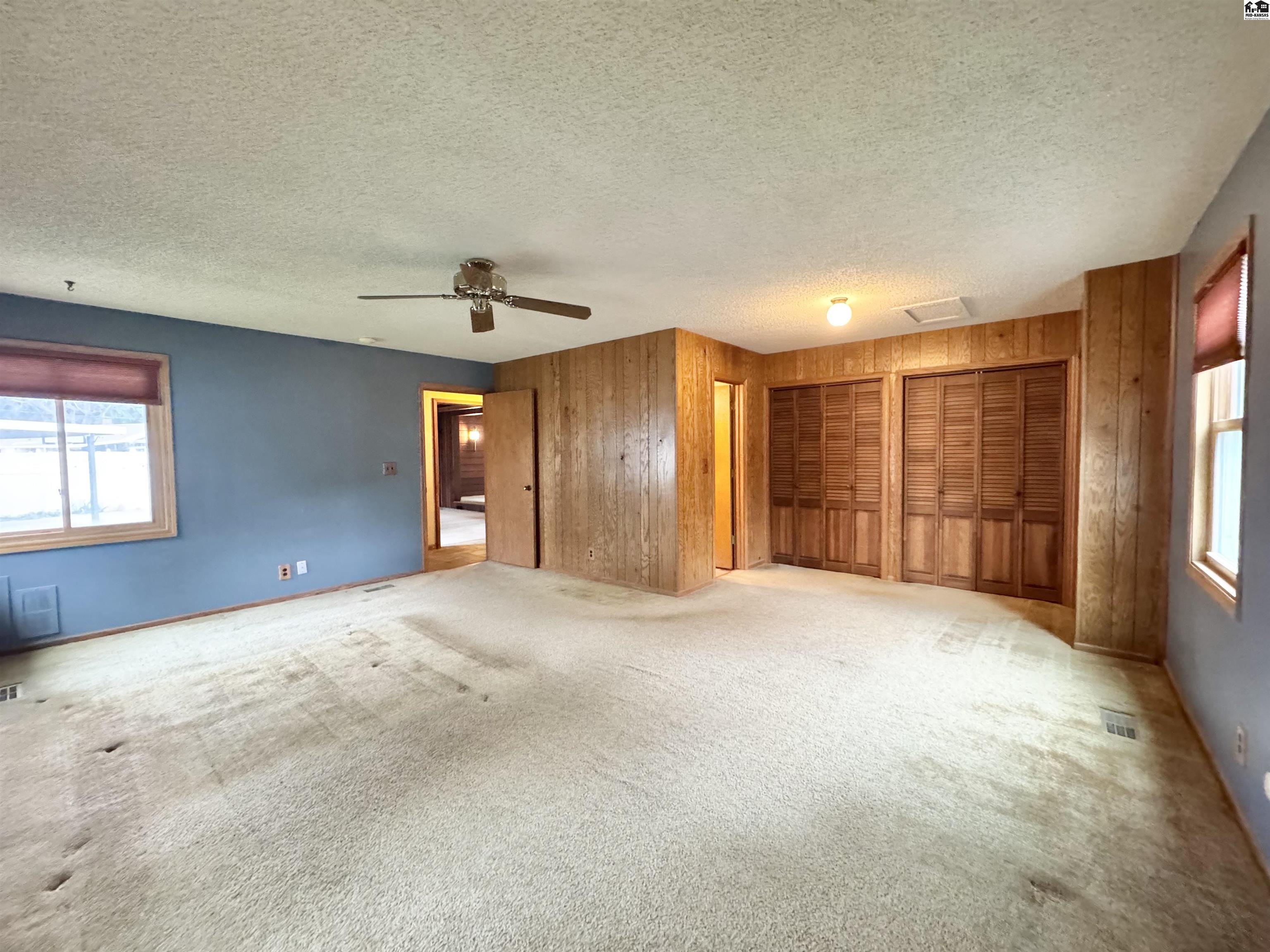 63 Circle Drive Hutchinson KS 67502