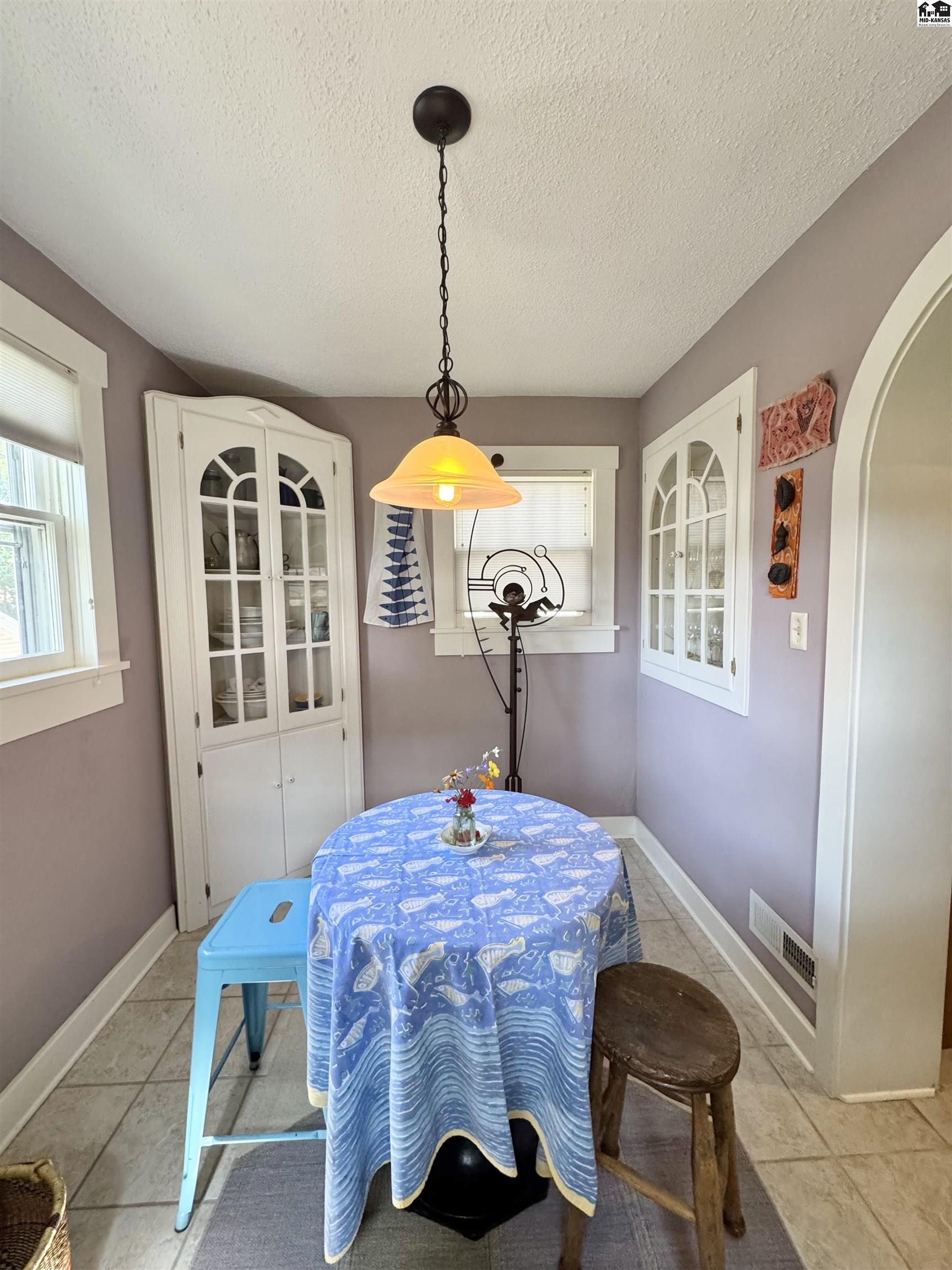 204 Crescent Boulevard Hutchinson KS 67502