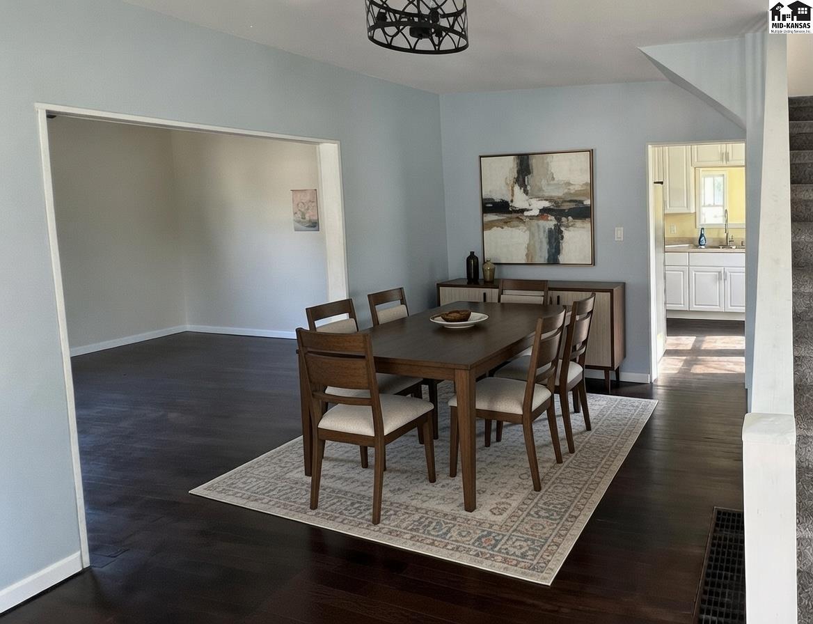 719 W 11th Avenue Hutchinson KS 67502