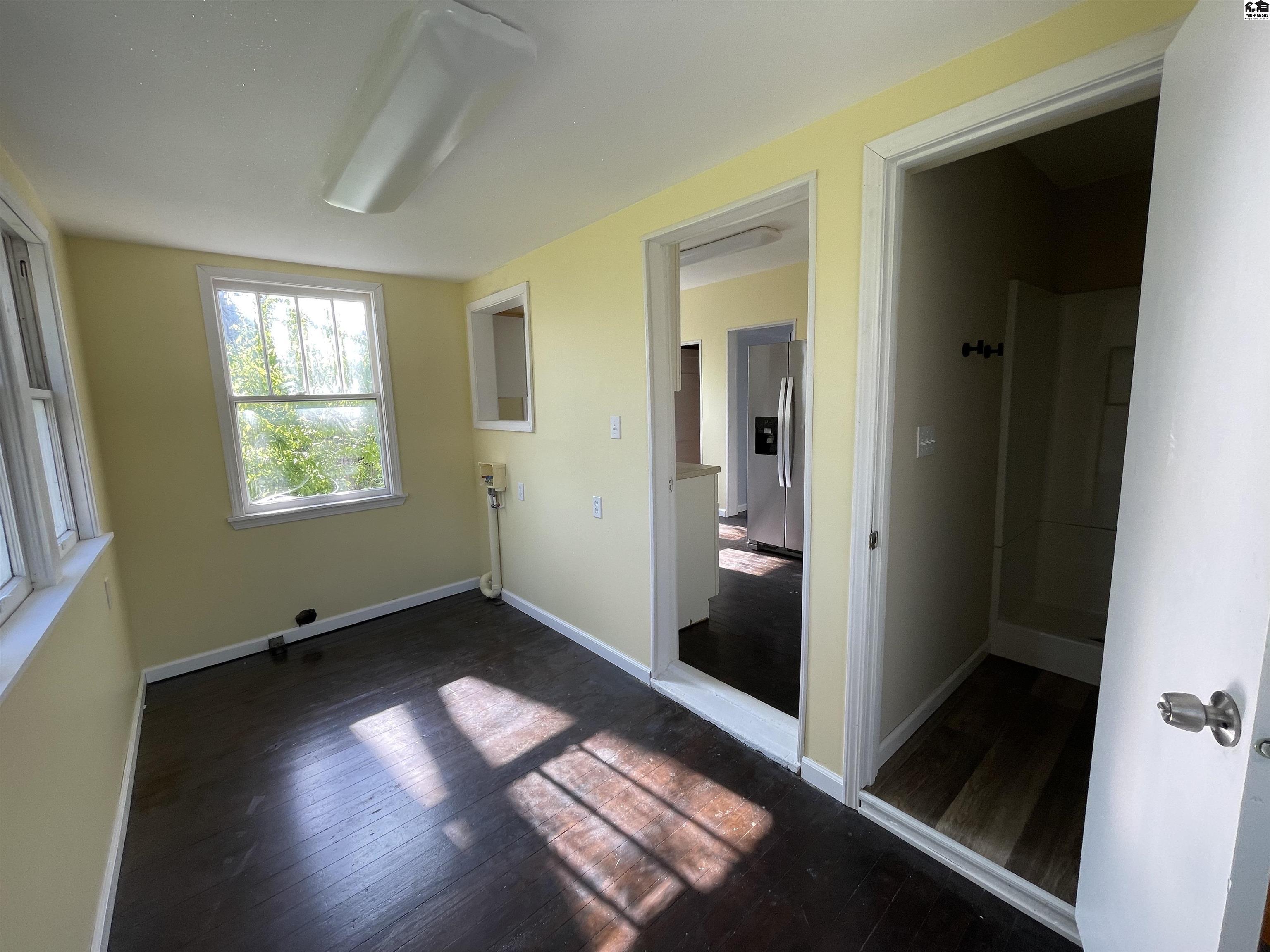 719 W 11th Avenue Hutchinson KS 67502