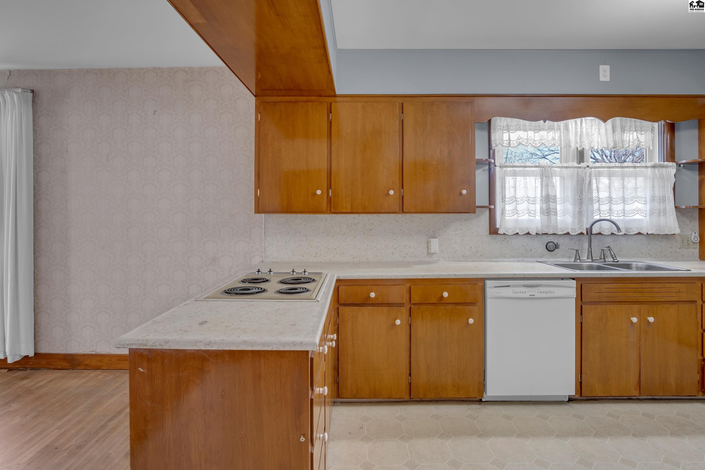 622 N Chestnut Street Mcpherson KS 67460-9764