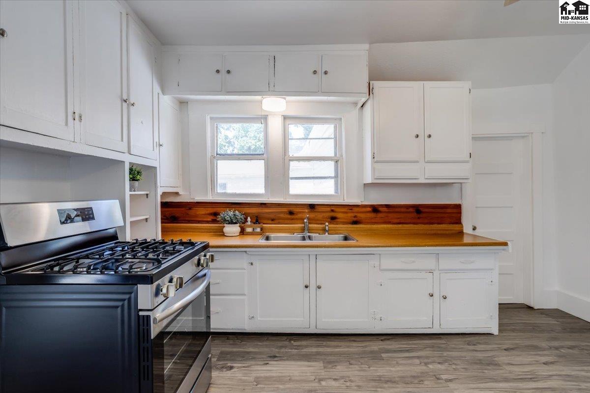 213 N Sedgwick Avenue Haven KS 67543