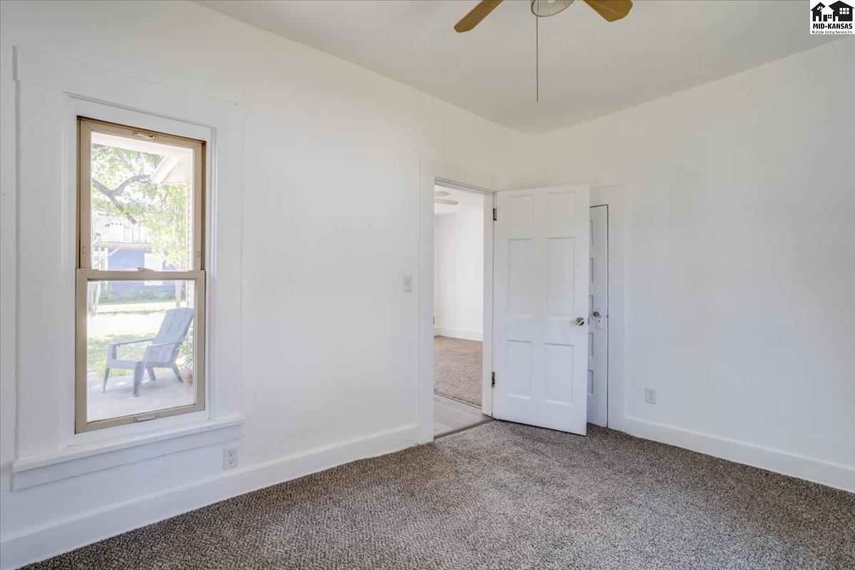 213 N Sedgwick Avenue Haven KS 67543